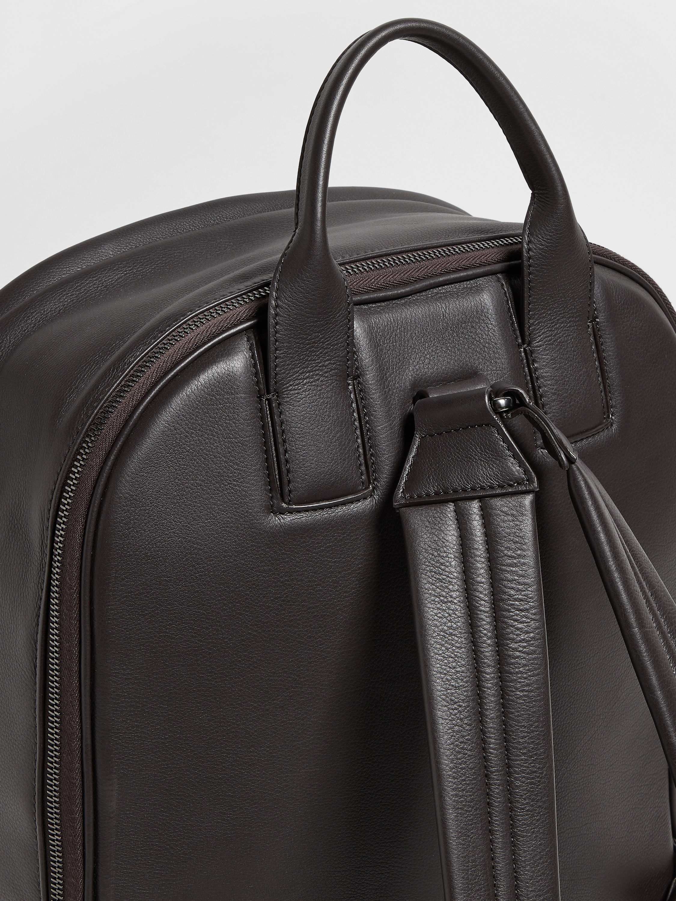 Sac à Dos en SECONDSKIN Marron Foncé Photo #4 de détail du produit