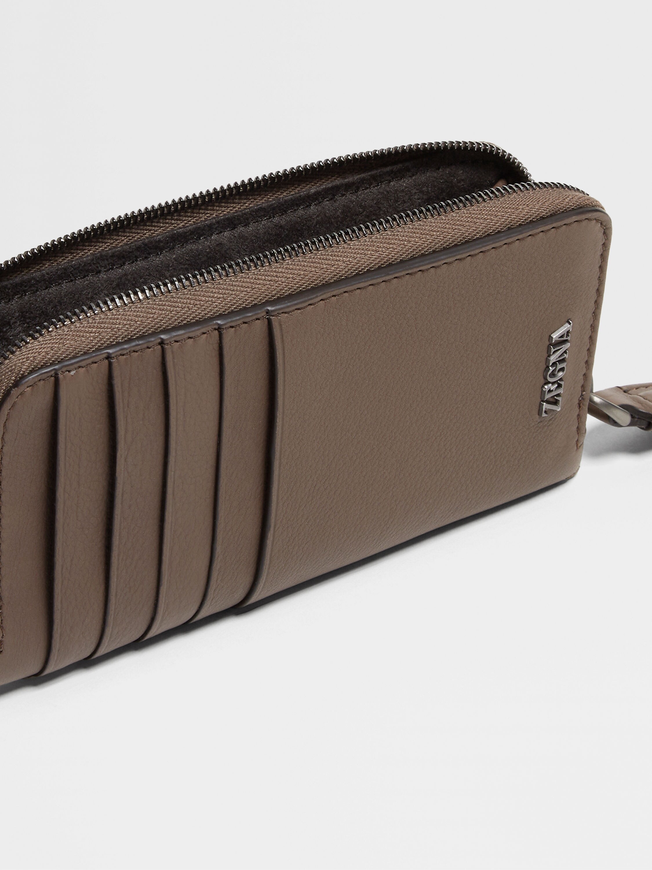 ブラウン SECONDSKINウォレット 製品詳細写真 #1