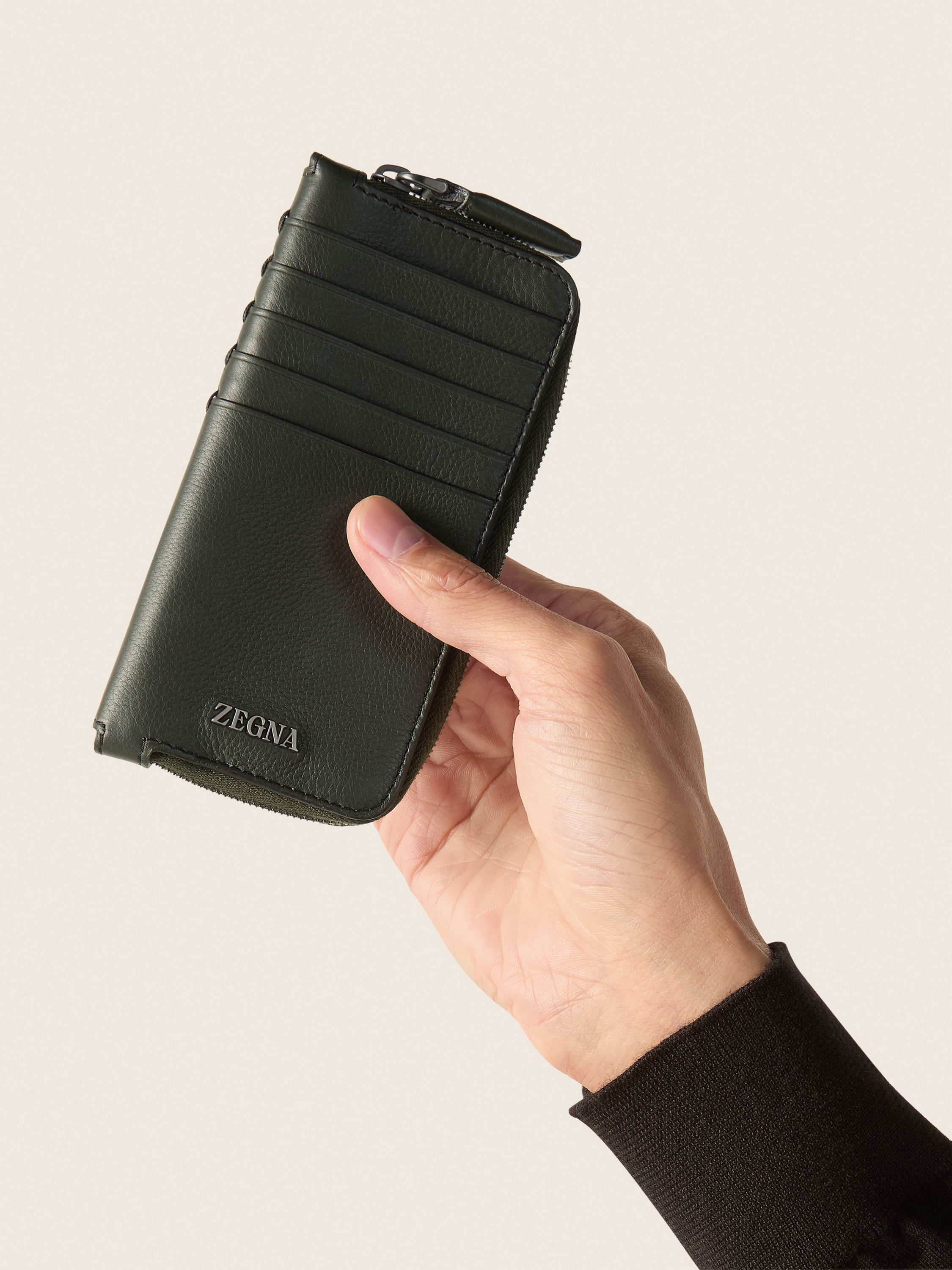 Dark Olive Green SECONDSKIN Card Case Product detail photo #3