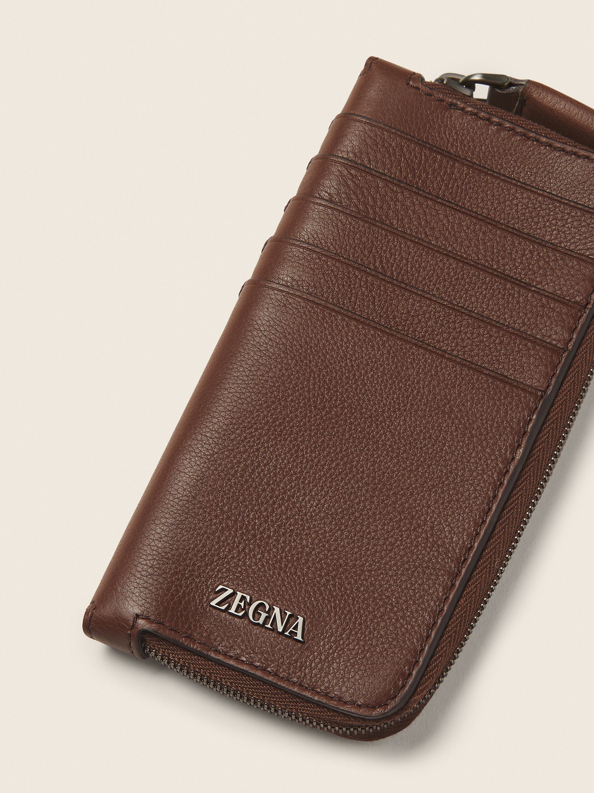 Brown SECONDSKIN Card Case Product detail photo #4