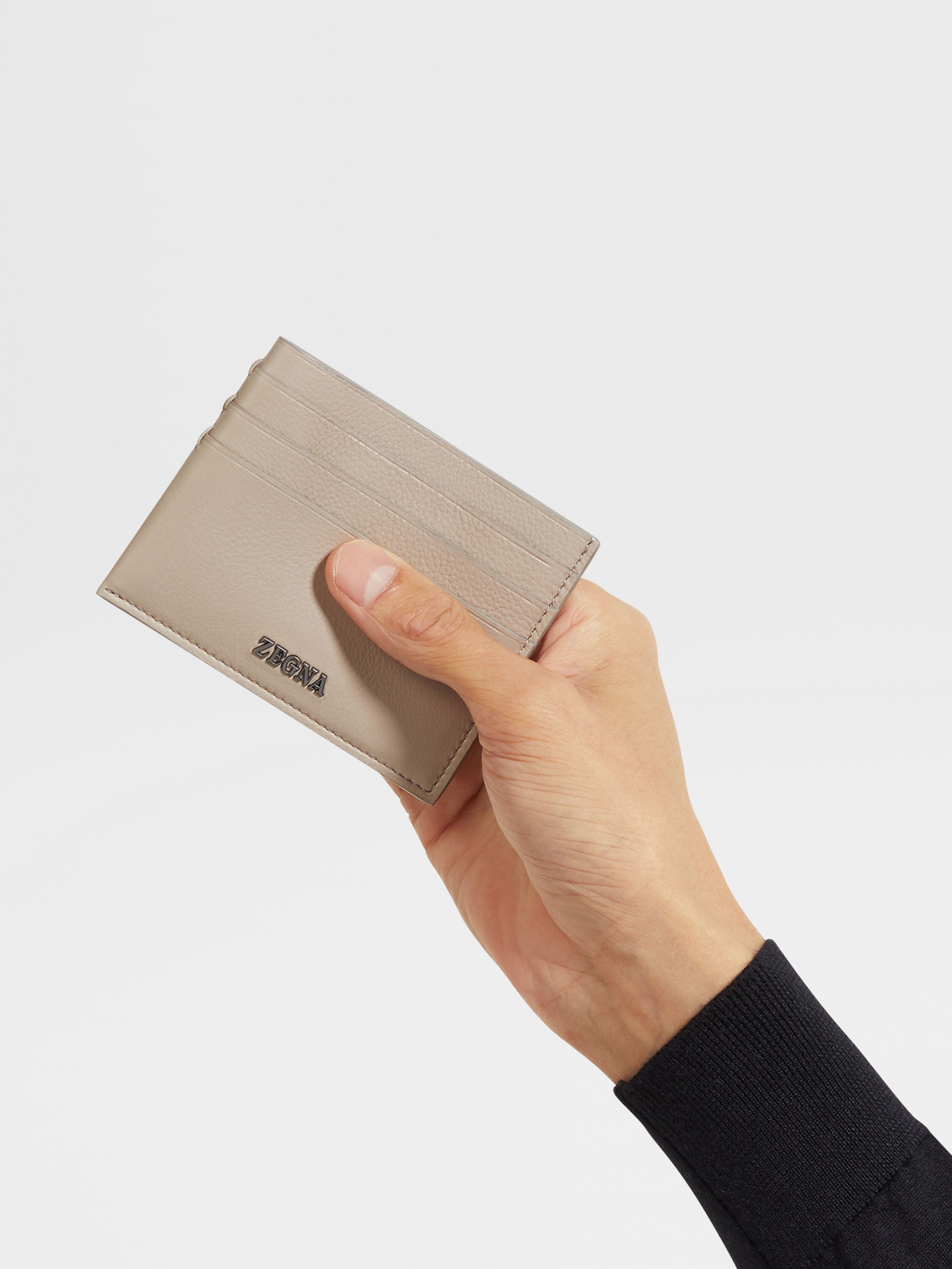 Light Taupe SECONDSKIN Card Case Product detail photo #3