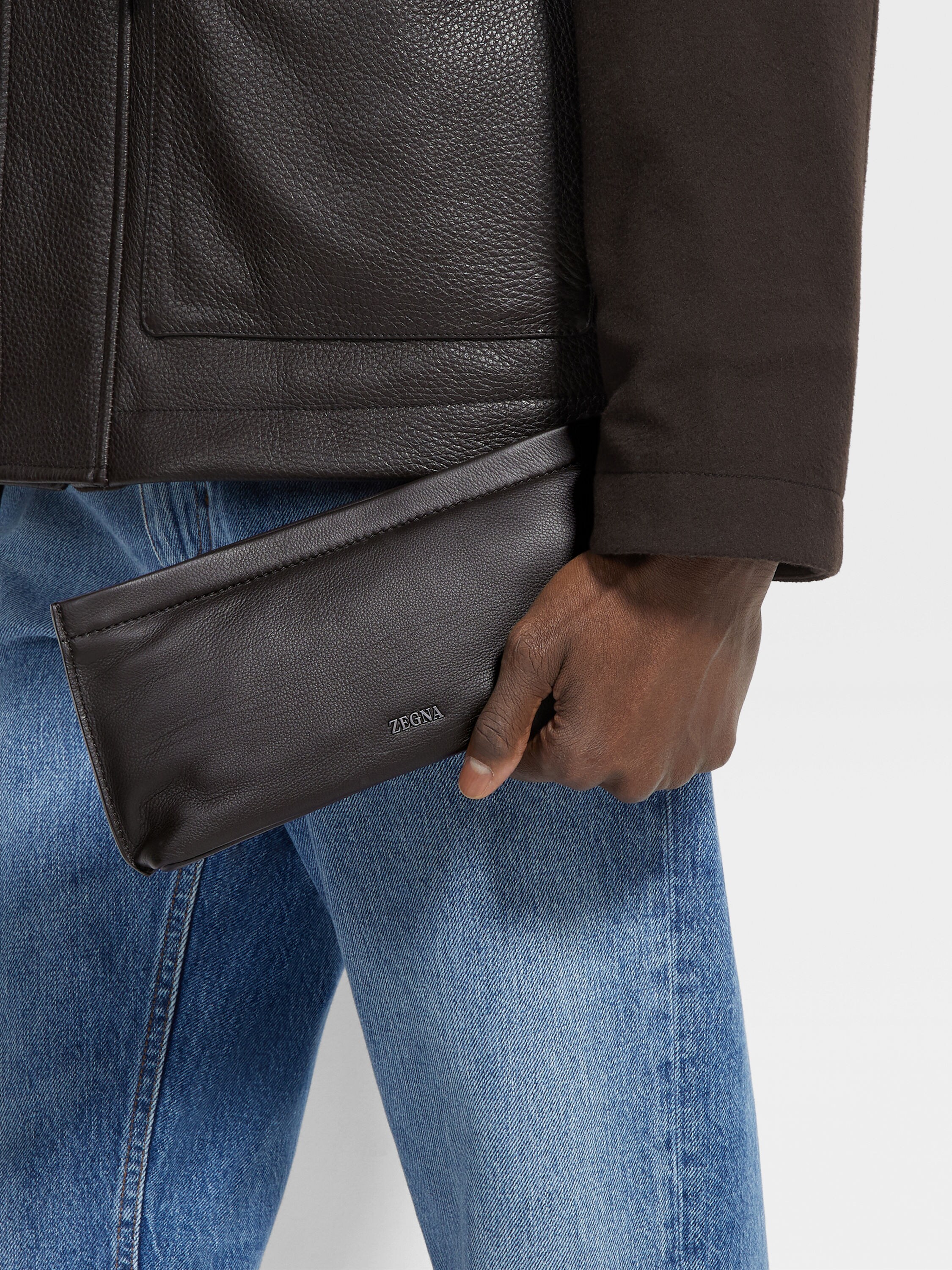 Dark Brown SECONDSKIN Pouch Product detail photo #3