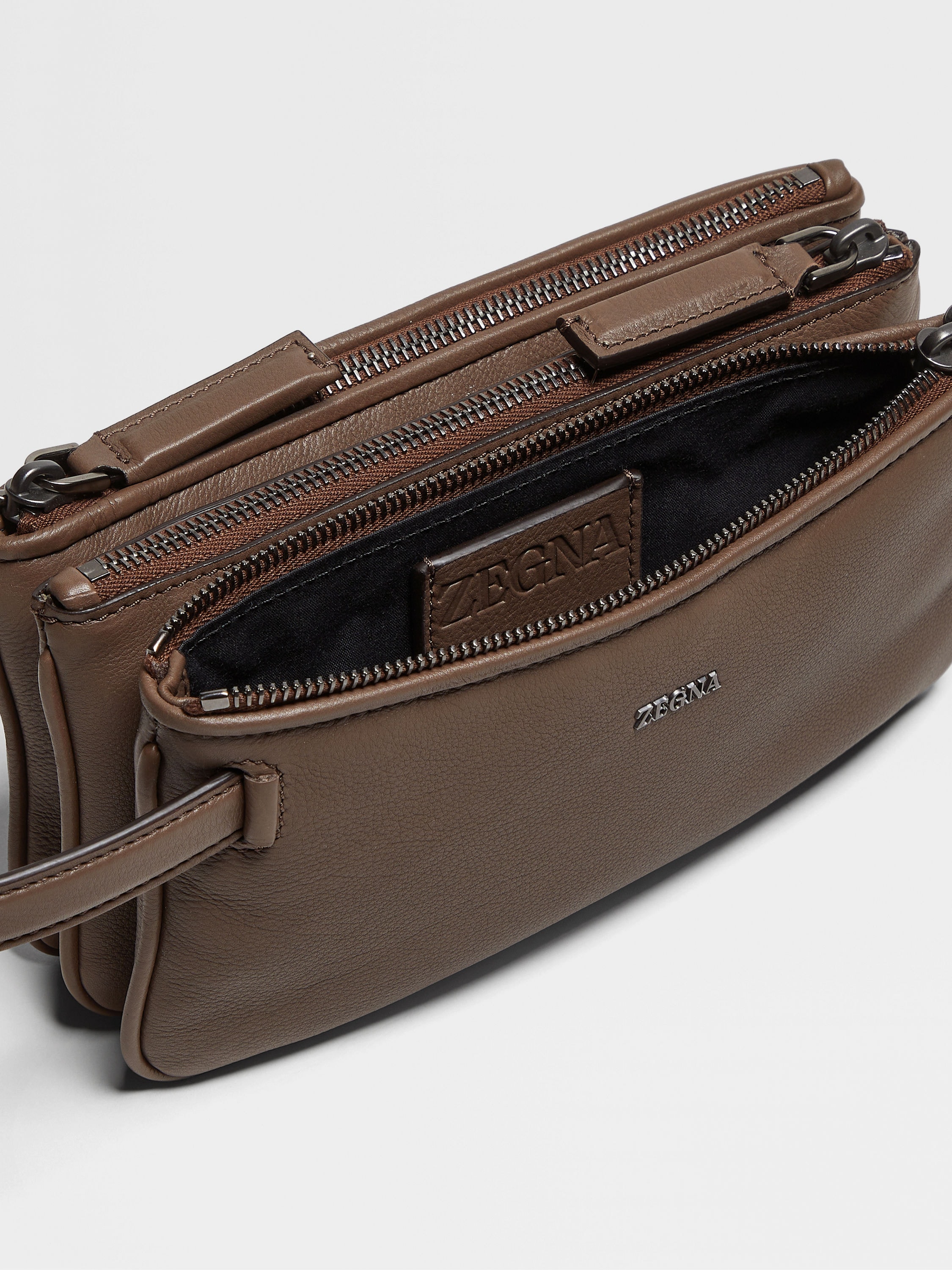 Pouch SECONDSKIN Marrone Foto #1 di dettaglio del prodotto