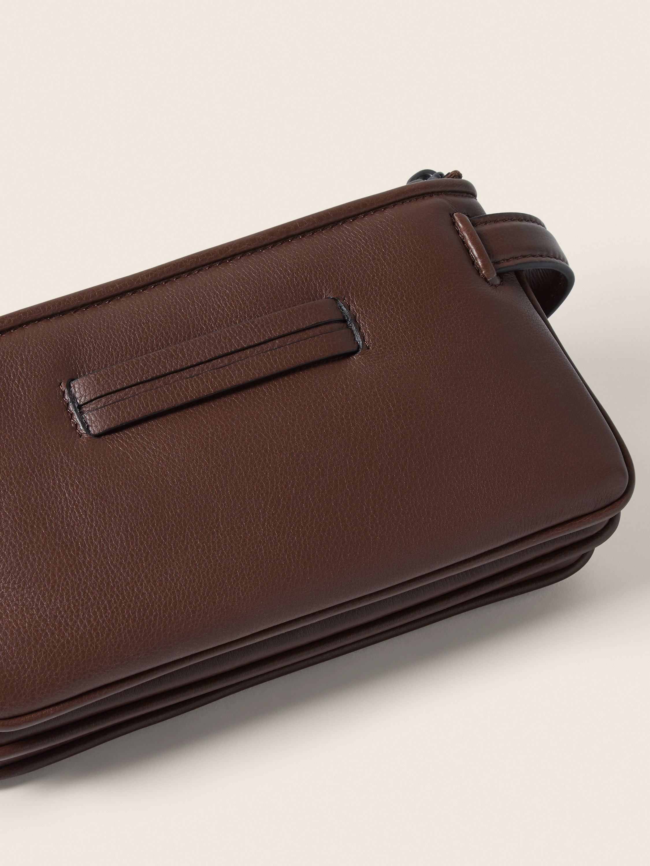 Brown SECONDSKIN Pouch Product detail photo #4