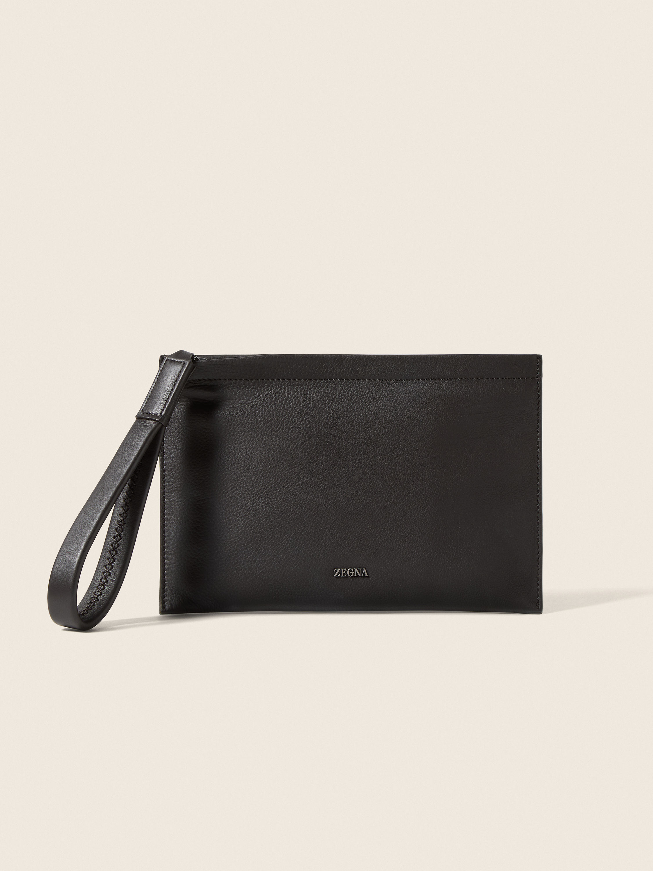 Kleine Tasche aus SECONDSKIN in Dunkelbraun Hauptproduktfoto