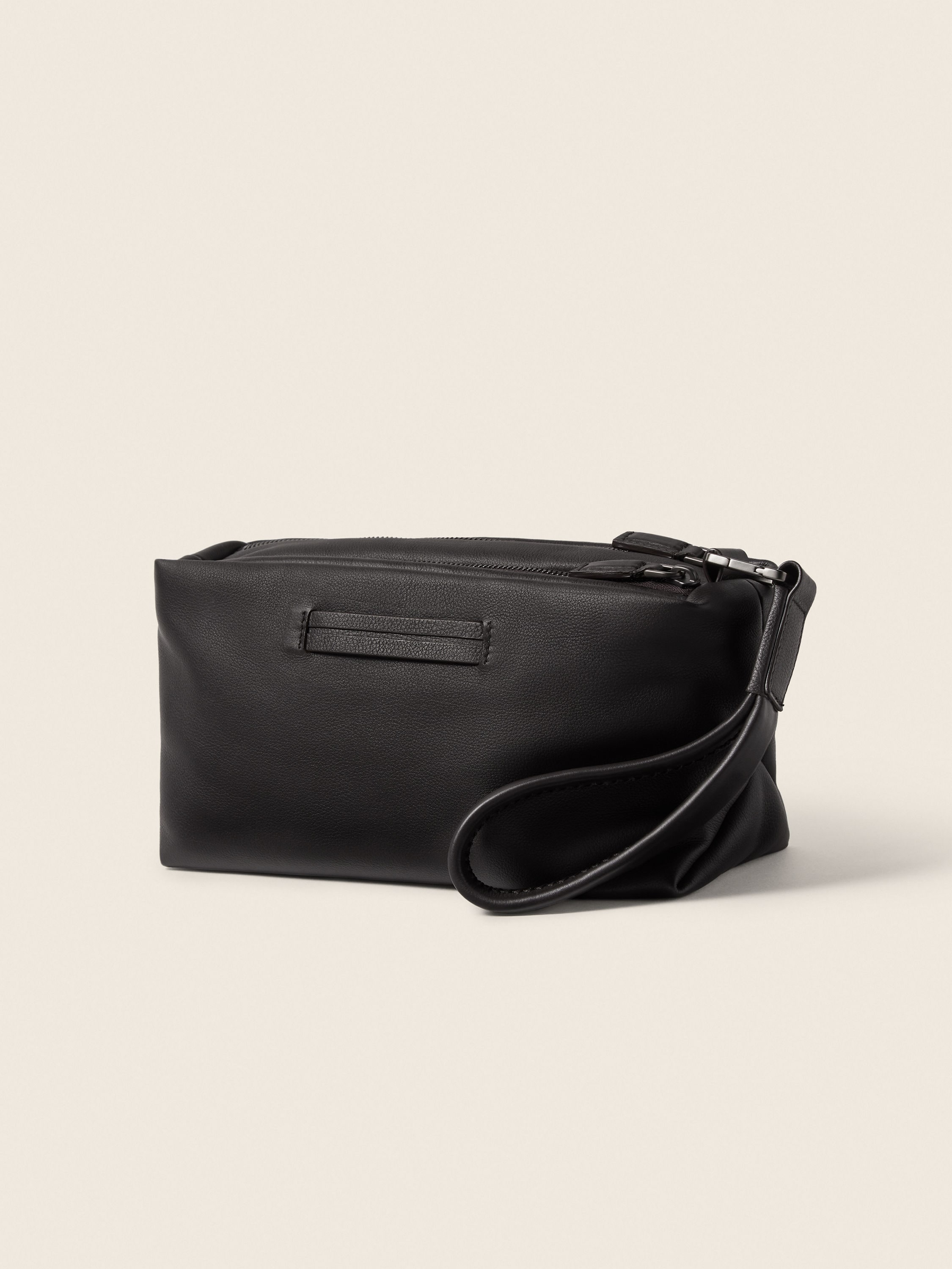 SECONDSKIN Softy Tasche in Dunkelbraun Detailfoto #2 des Produkts