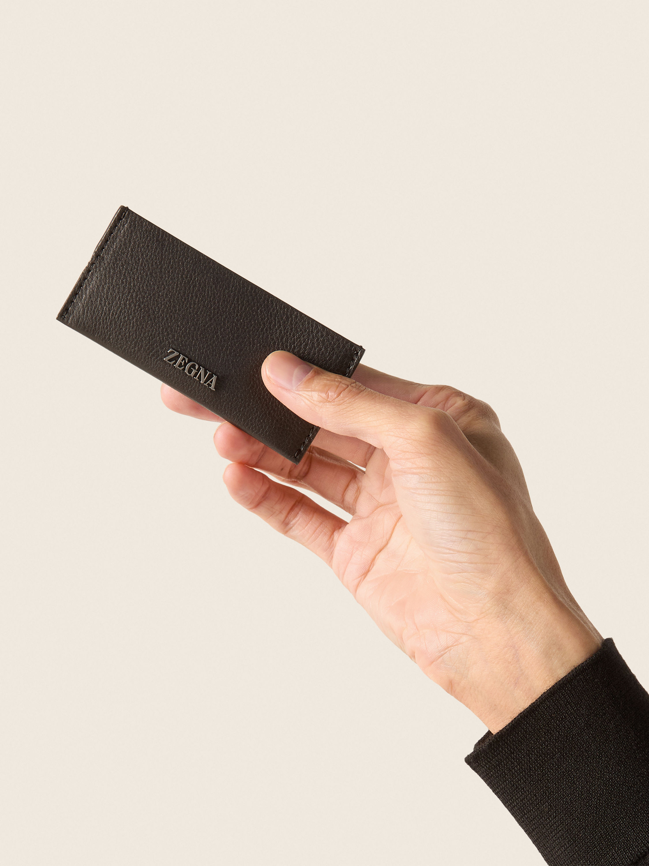 Dark Brown SECONDSKIN Card Case Product detail photo #3