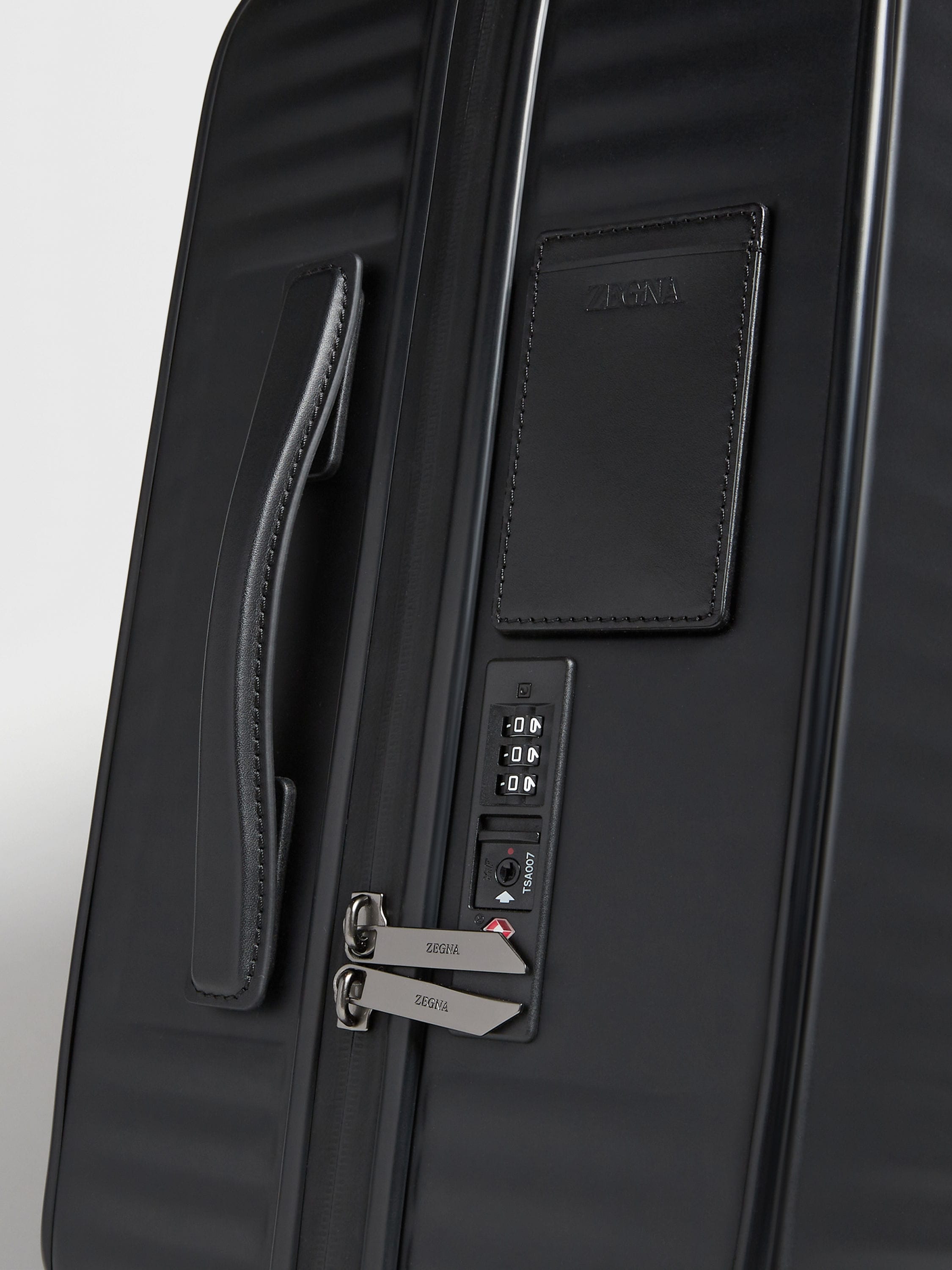 Trolley Leggerissimo Preto em Poliuretano Foto #4 de detalhe do produto