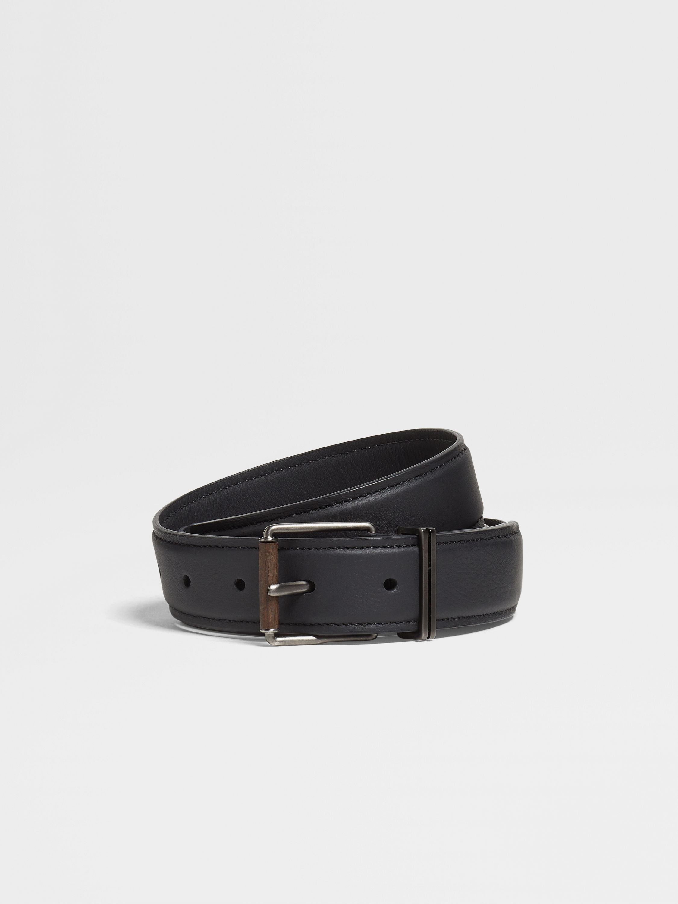 Black Leather Belt Main product photo