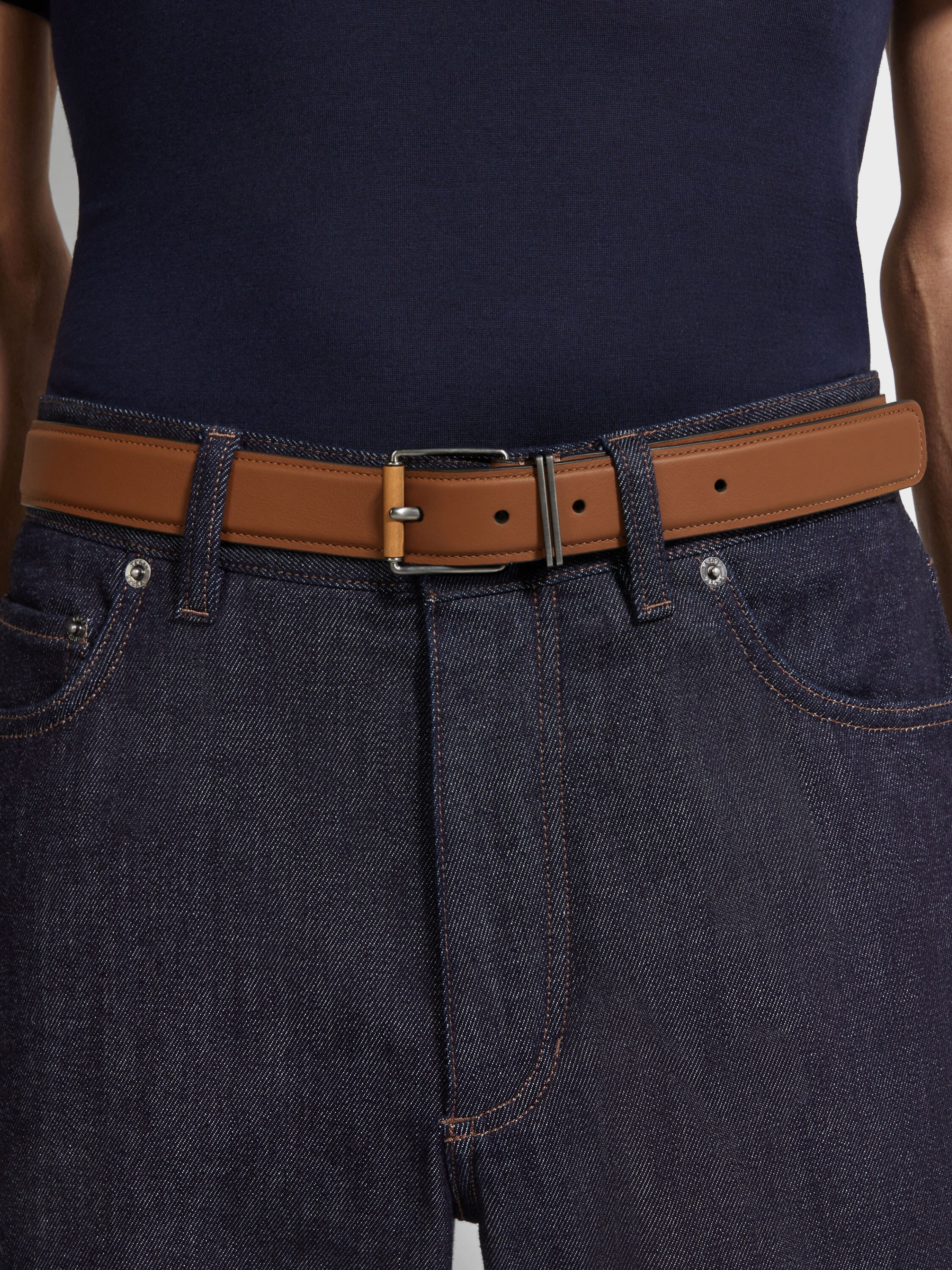 Dark Foliage Leather Belt Product detail photo #2