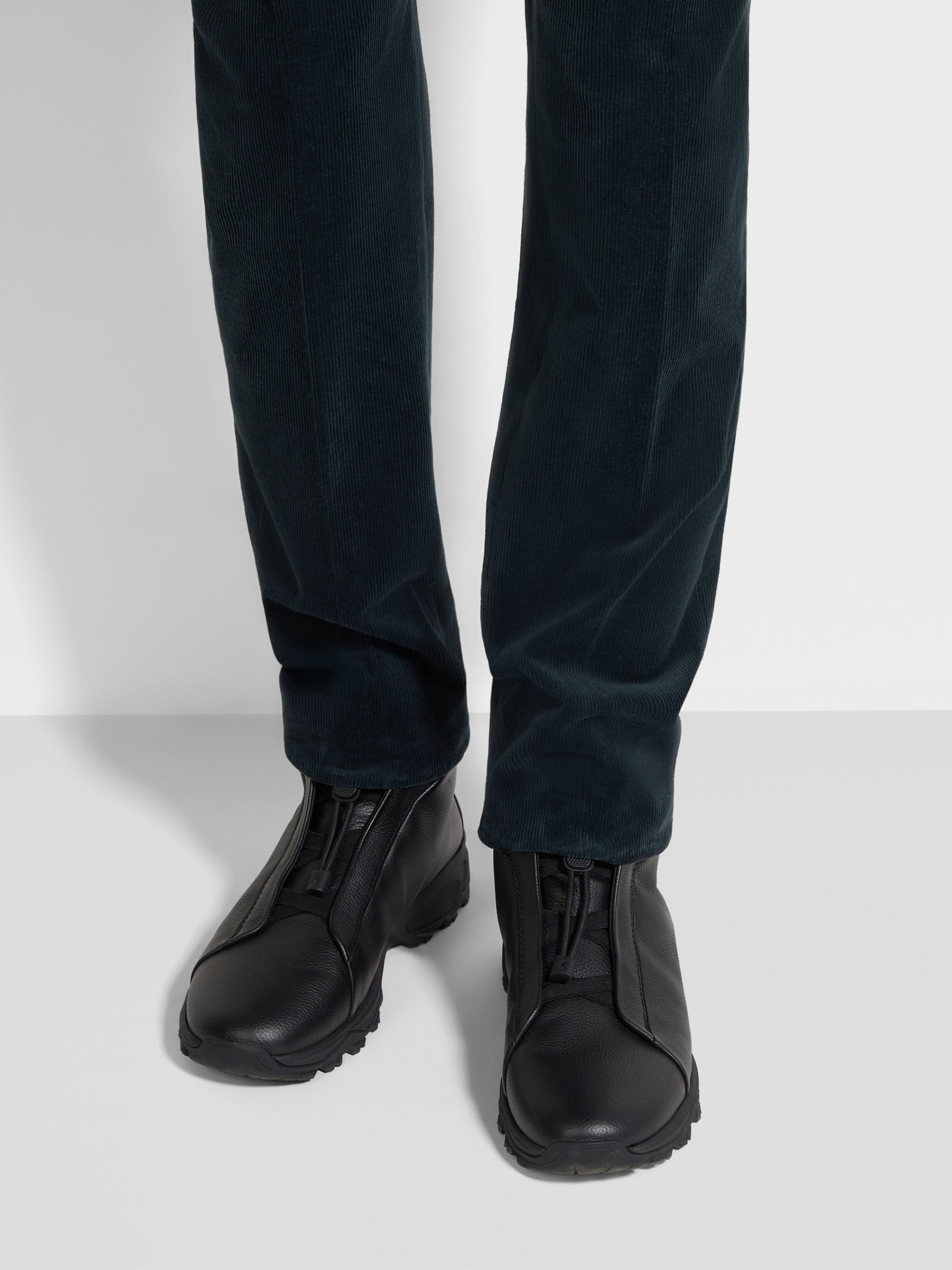 ブラック レザー Triple Stitch™ Vettaスニーカー 製品詳細写真 #1