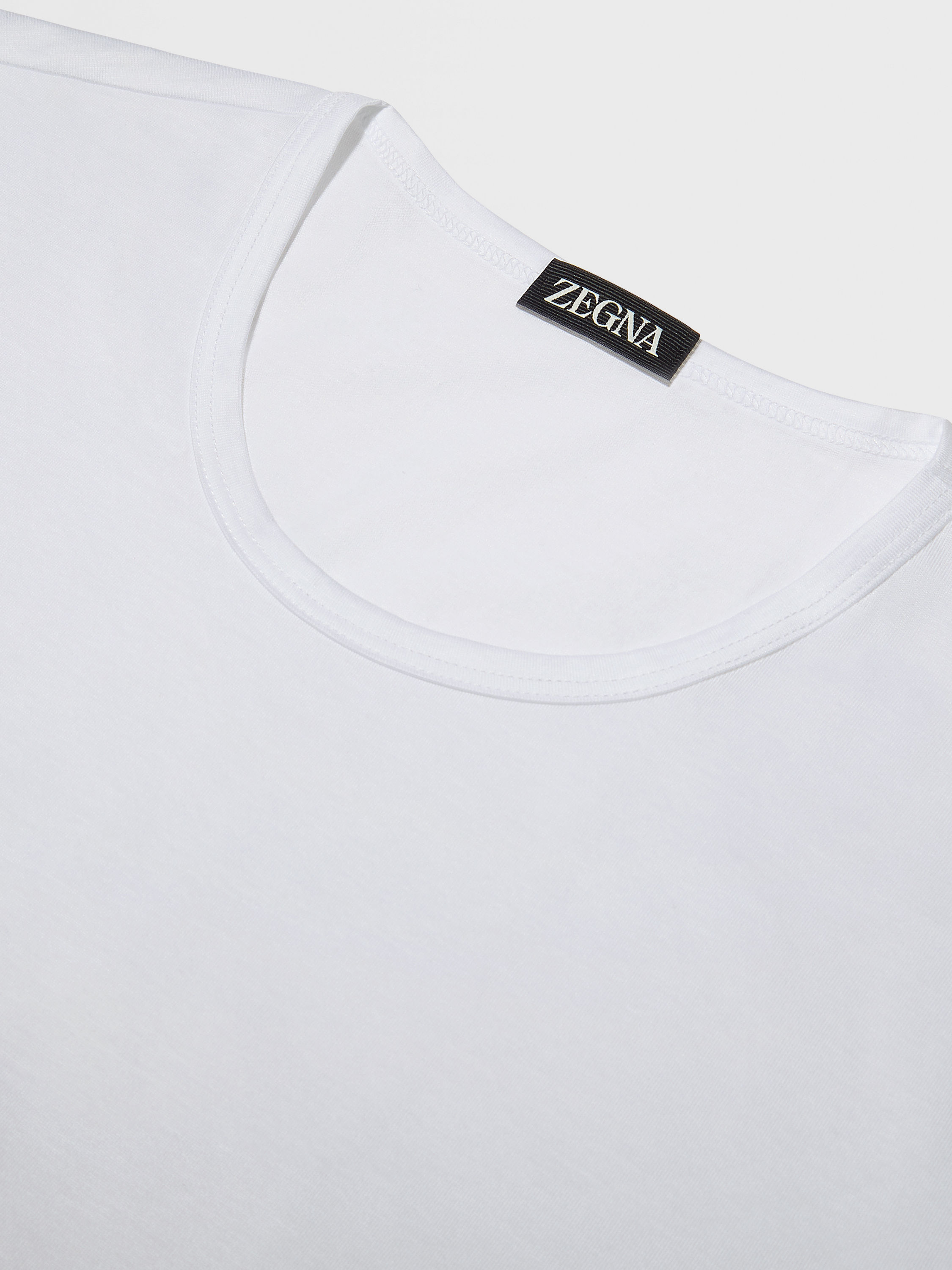 White Cotton T-shirt Product detail photo #1