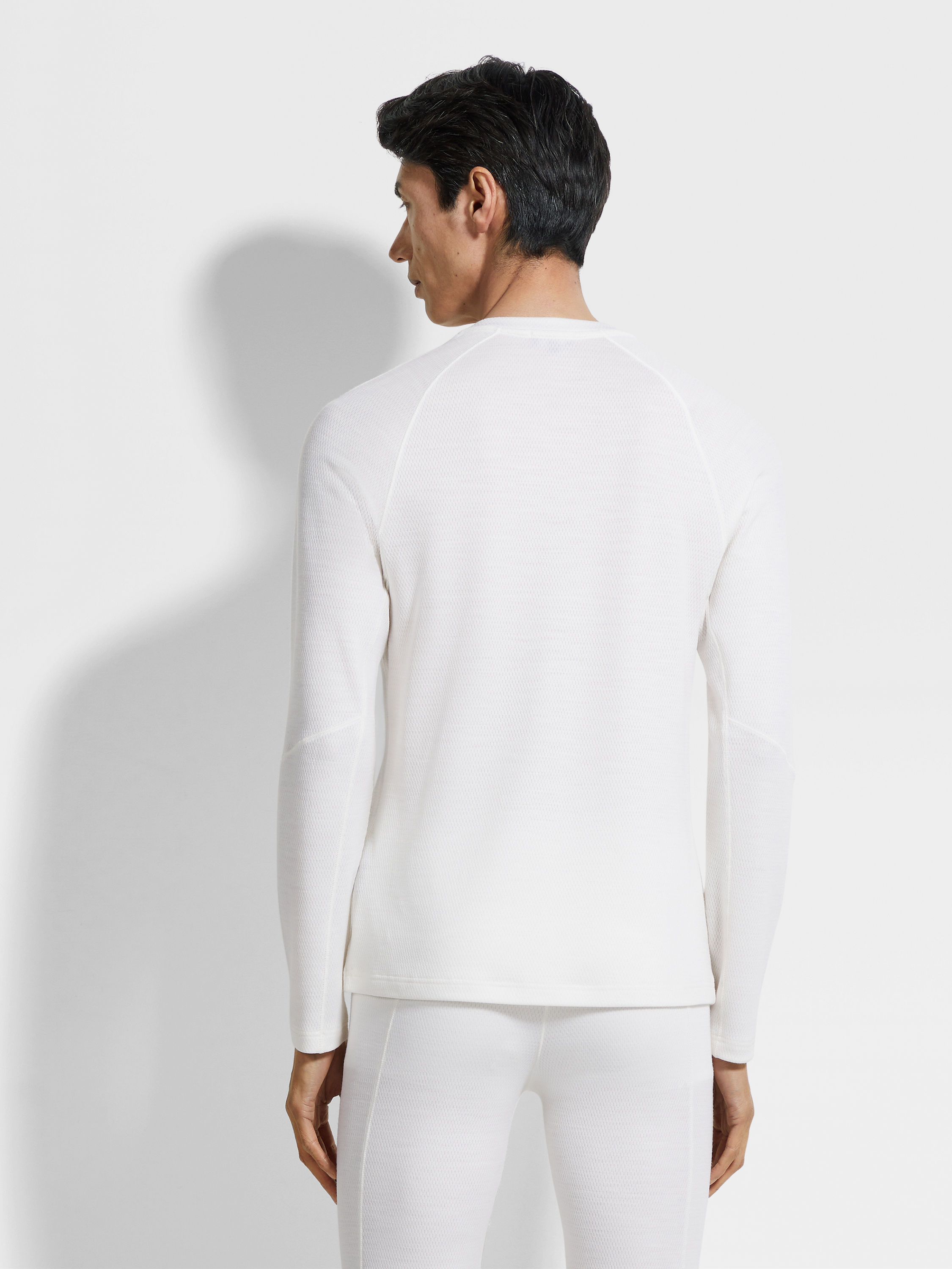 白色羊毛 T 恤 产品细节图 #3