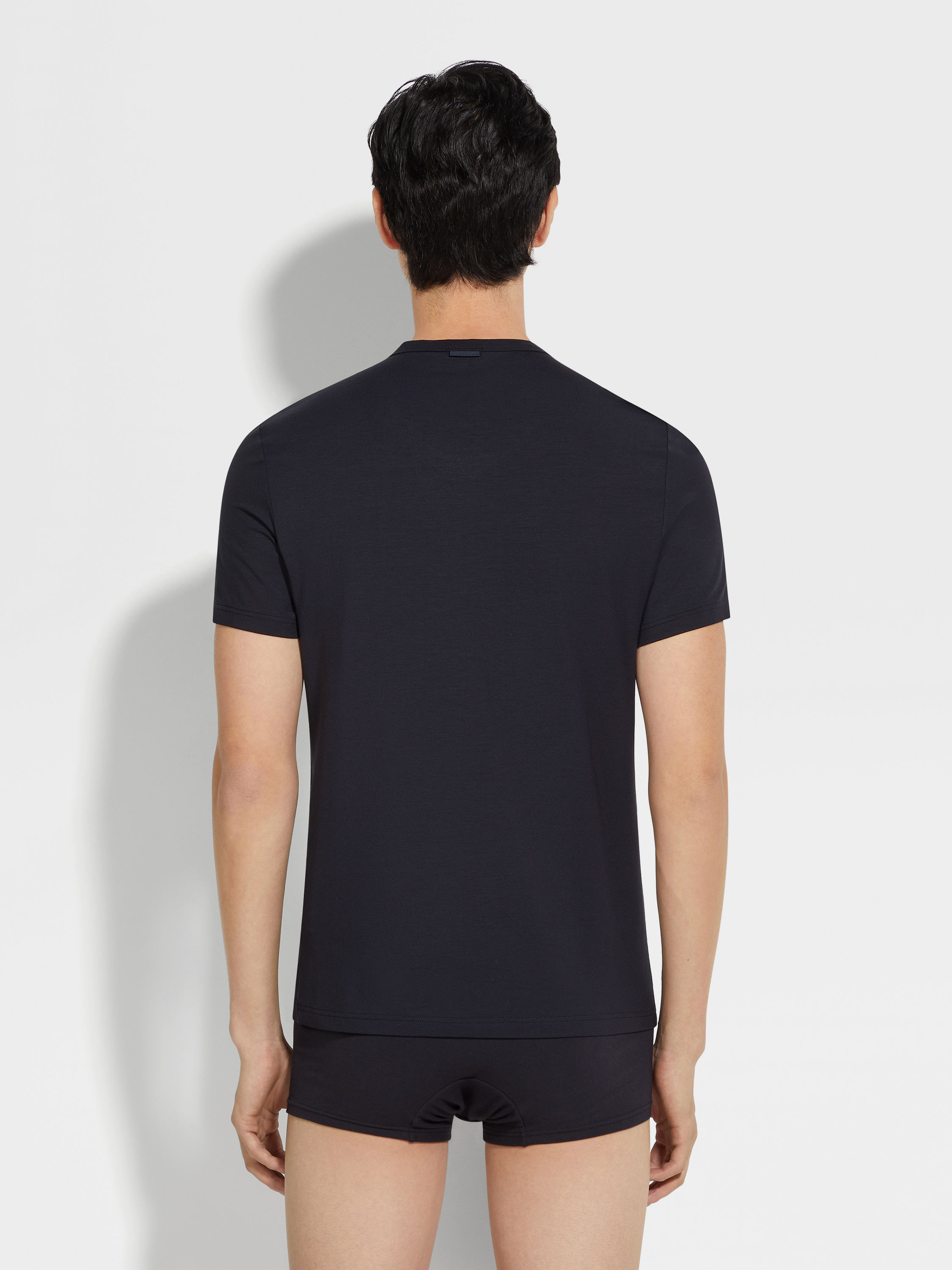 T-Shirt aus SeaCell in Marineblau Detailfoto #3 des Produkts