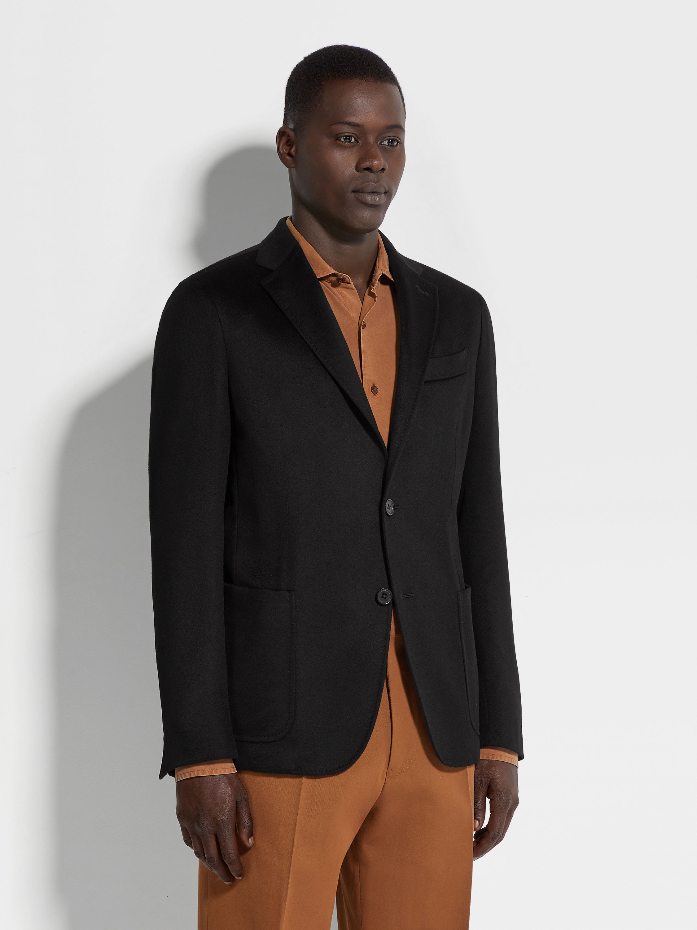 Jacke aus Oasi Cashmere in Schwarz Detailfoto #3 des Produkts