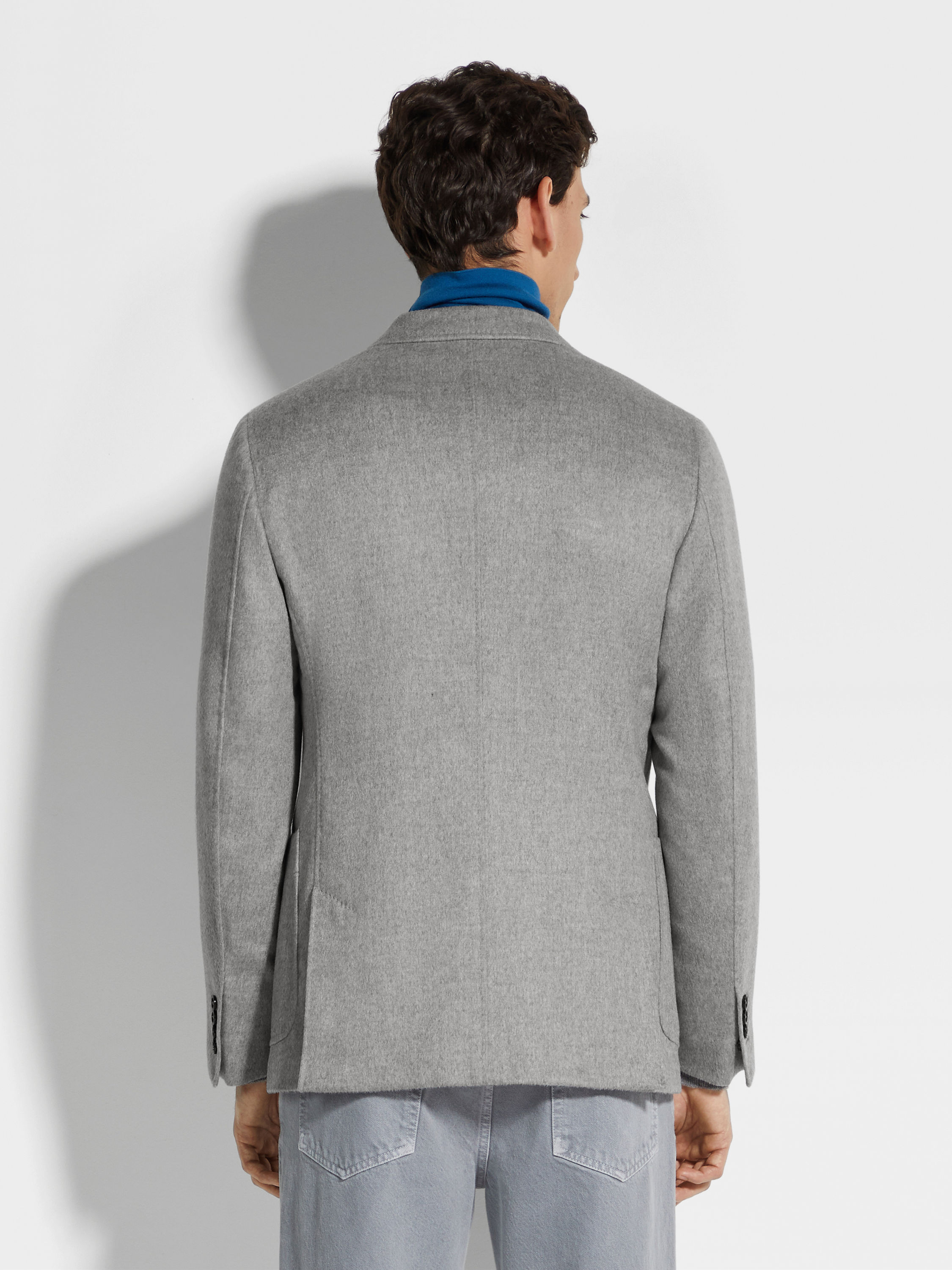 Jacke aus Oasi Cashmere in meliertem Grau Detailfoto #4 des Produkts