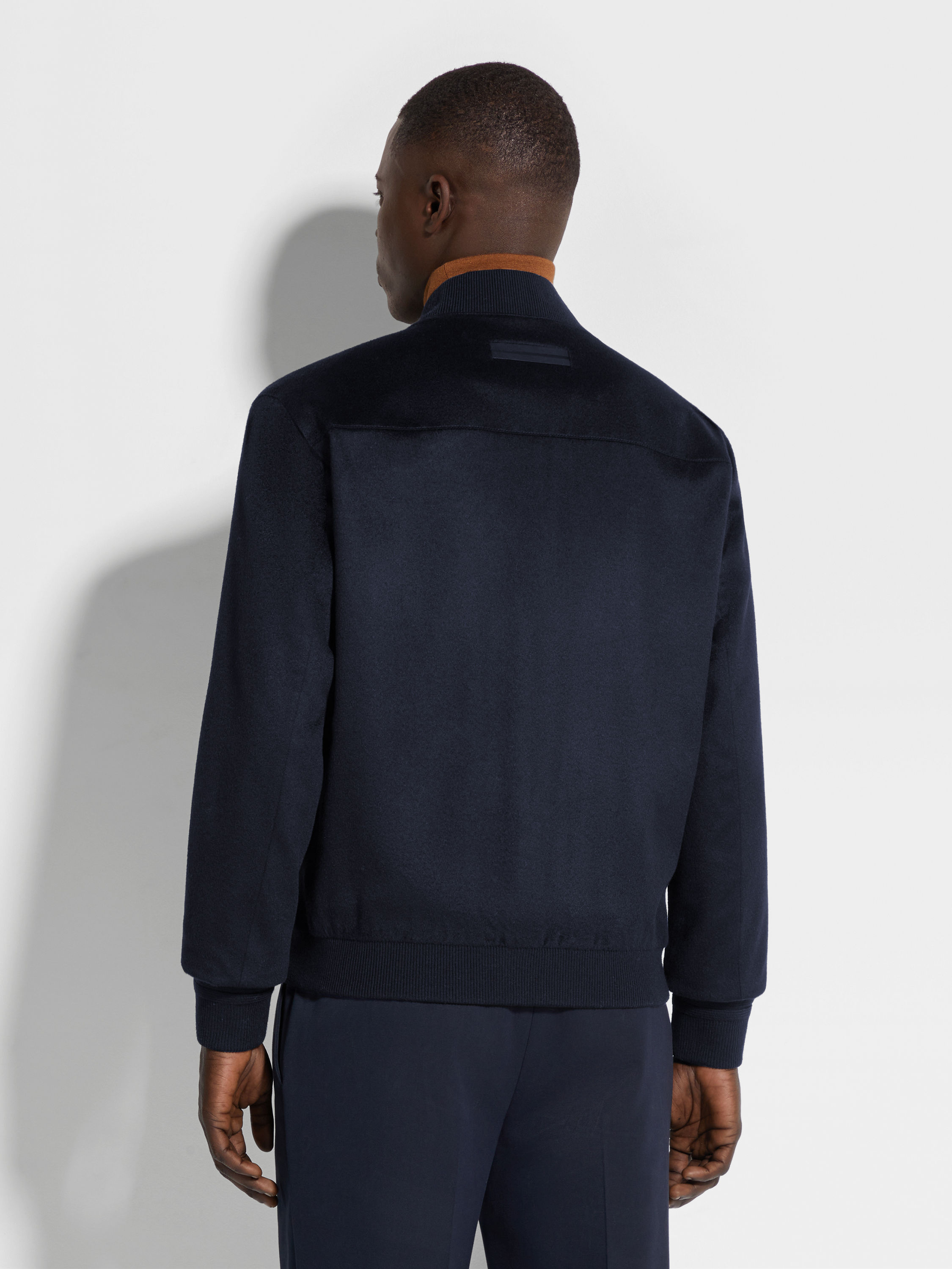 Oasi Cashmere Elements Bomber Product detail photo #4