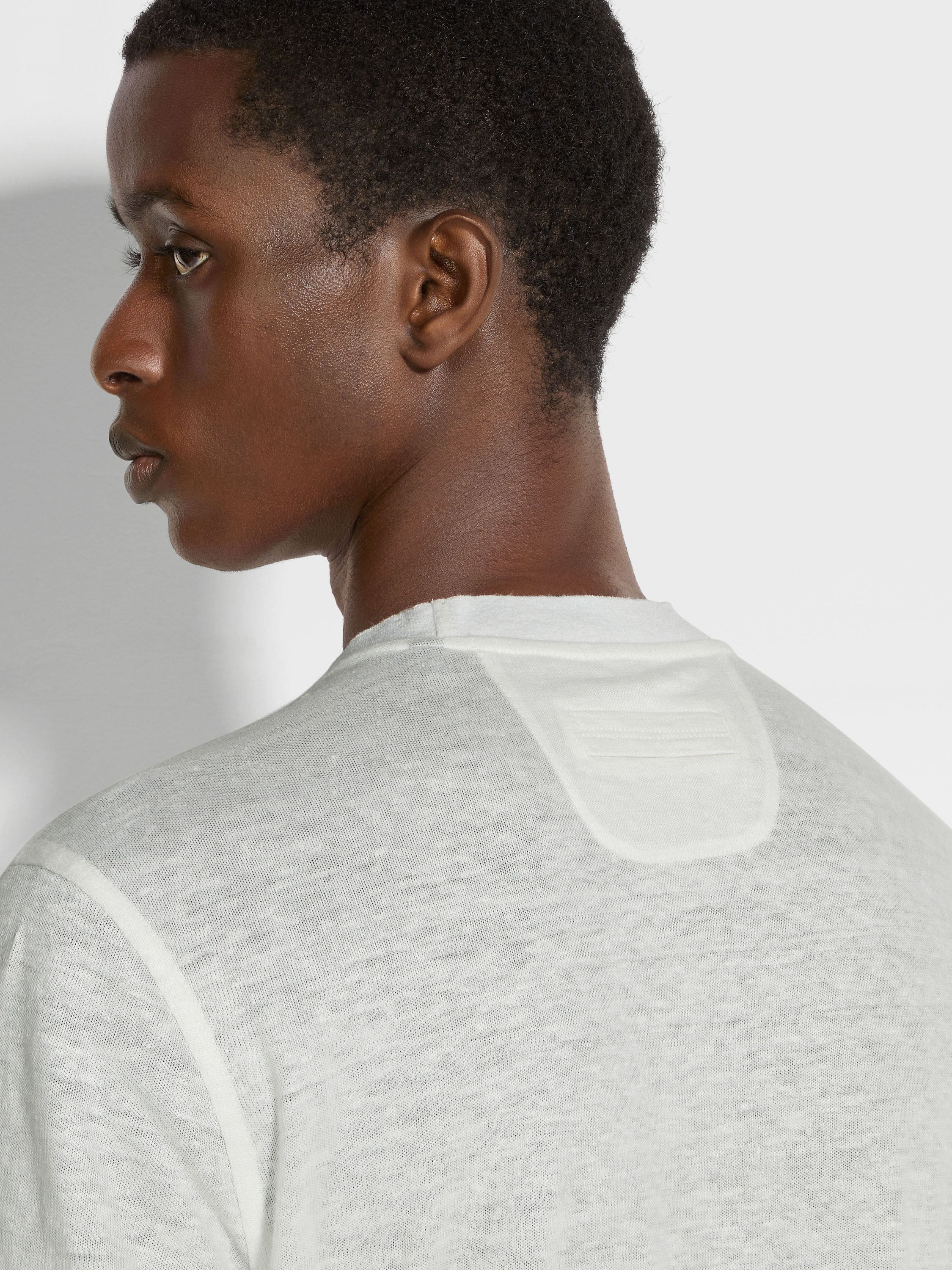 荧光白亚麻 T 恤 产品细节图 #1