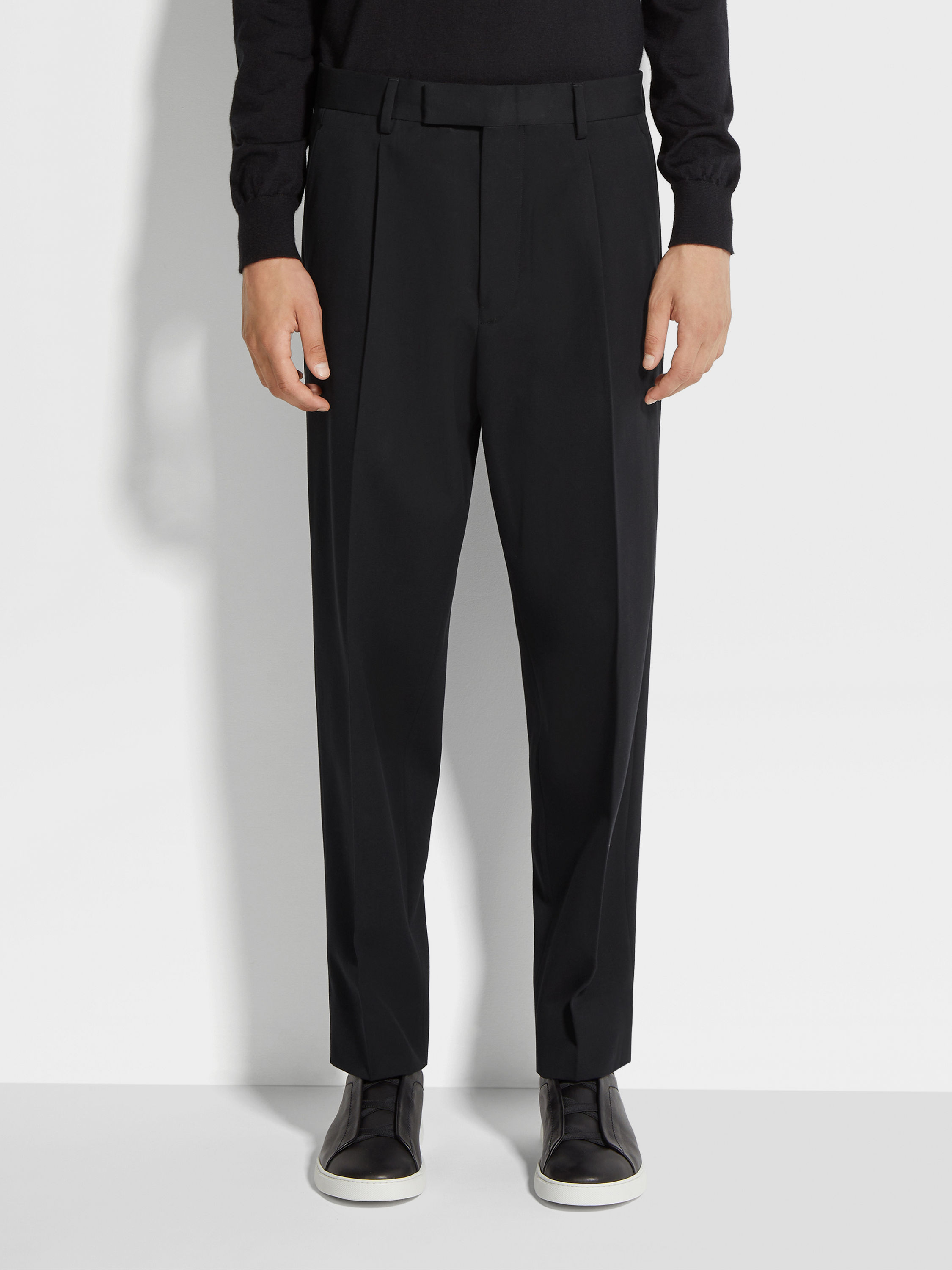 Pantalones de Lana y Algodón Color Negro Foto #4 de detalle del producto