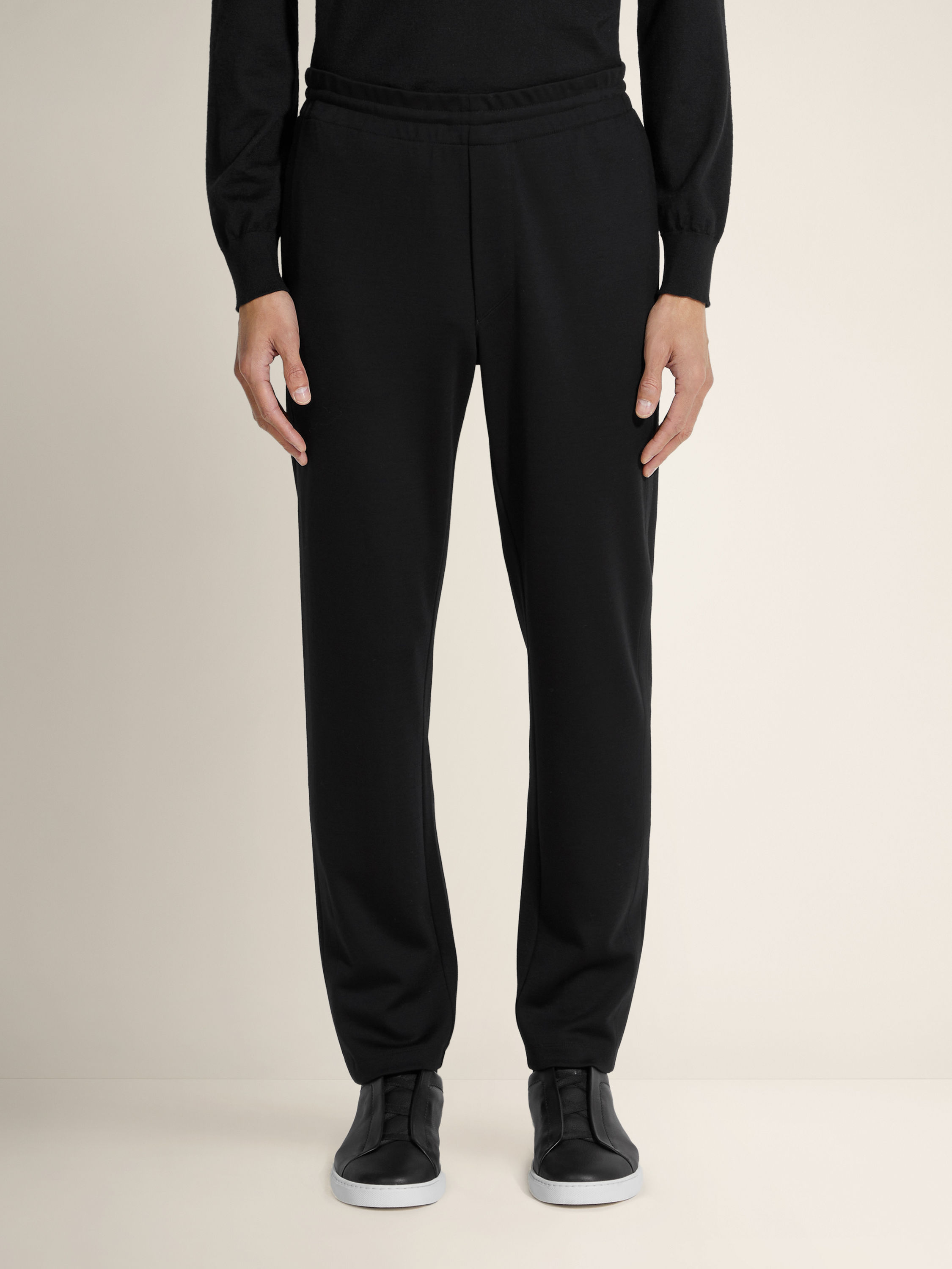 블랙 High Performance™ 울 팬츠 제품 상세 사진 #4