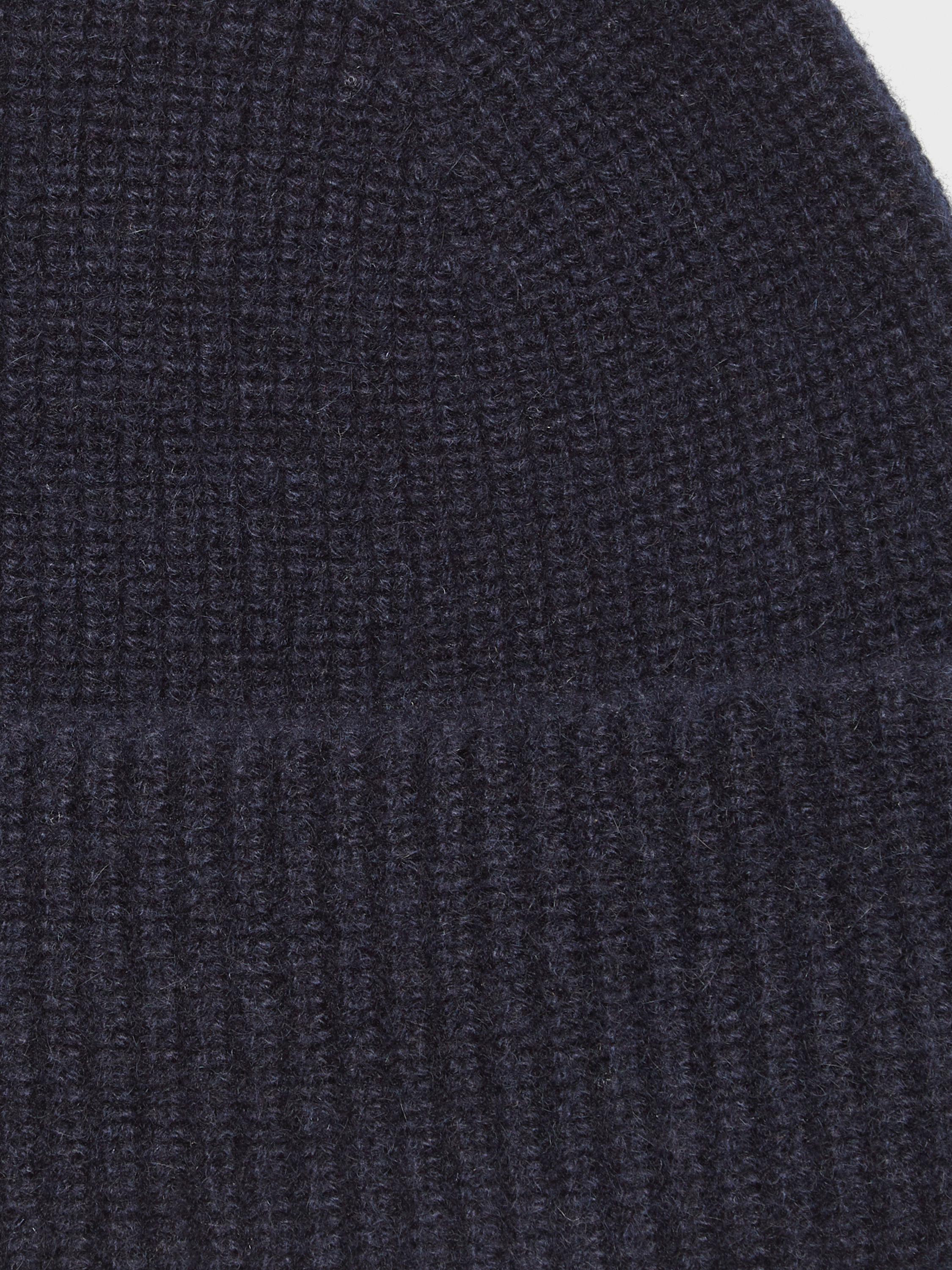 Beanie aus Oasi Cashmere in Marineblau Detailfoto #1 des Produkts