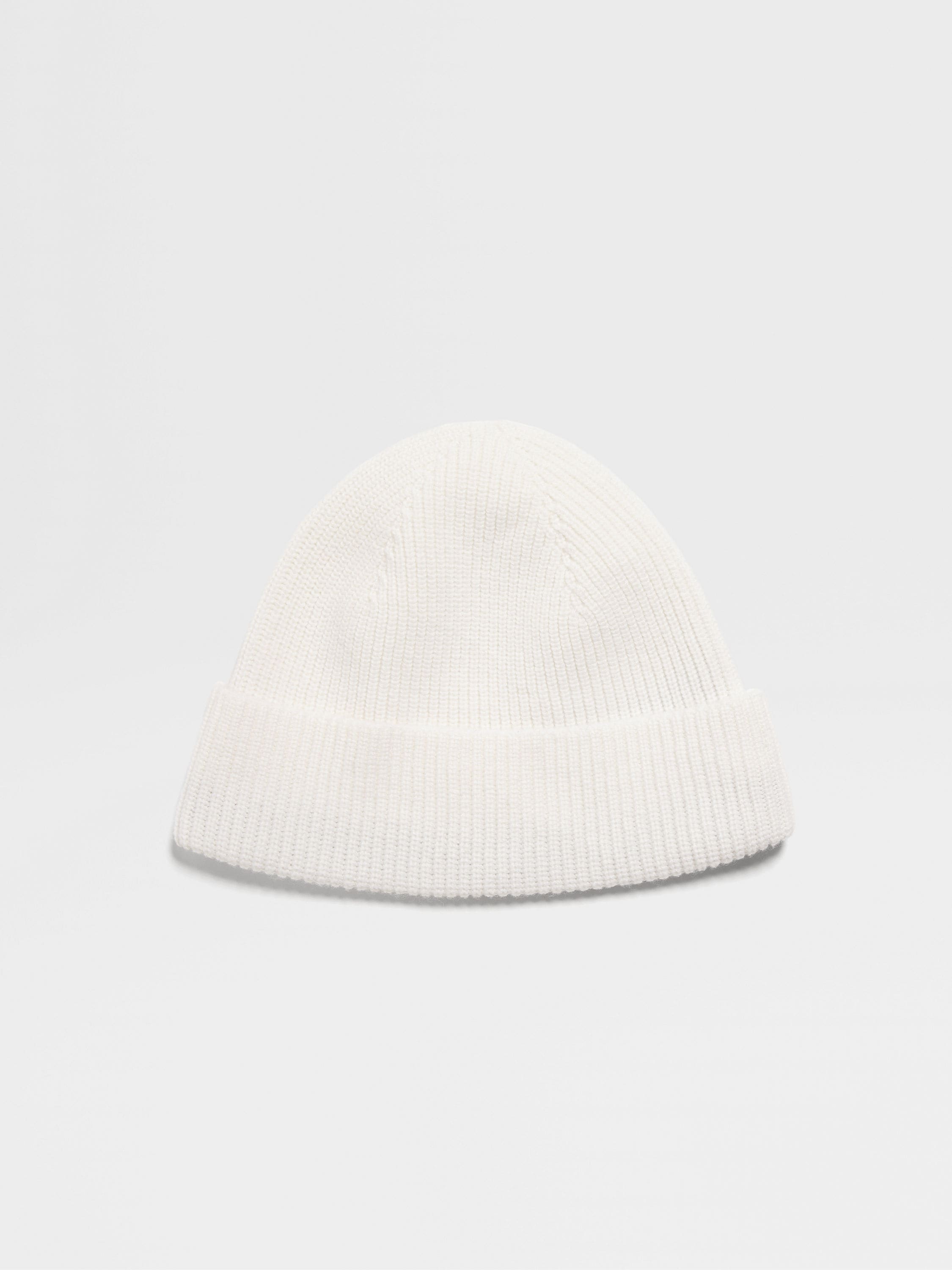 Beanie aus Oasi Cashmere in Weiß Detailfoto #2 des Produkts