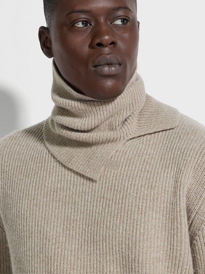 Light Taupe Oasi Cashmere Neck Warmer FW24 32407517 | Zegna US Light Taupe Oasi Cashmere Neck Warmer FW24 32407517 | Zegna US
