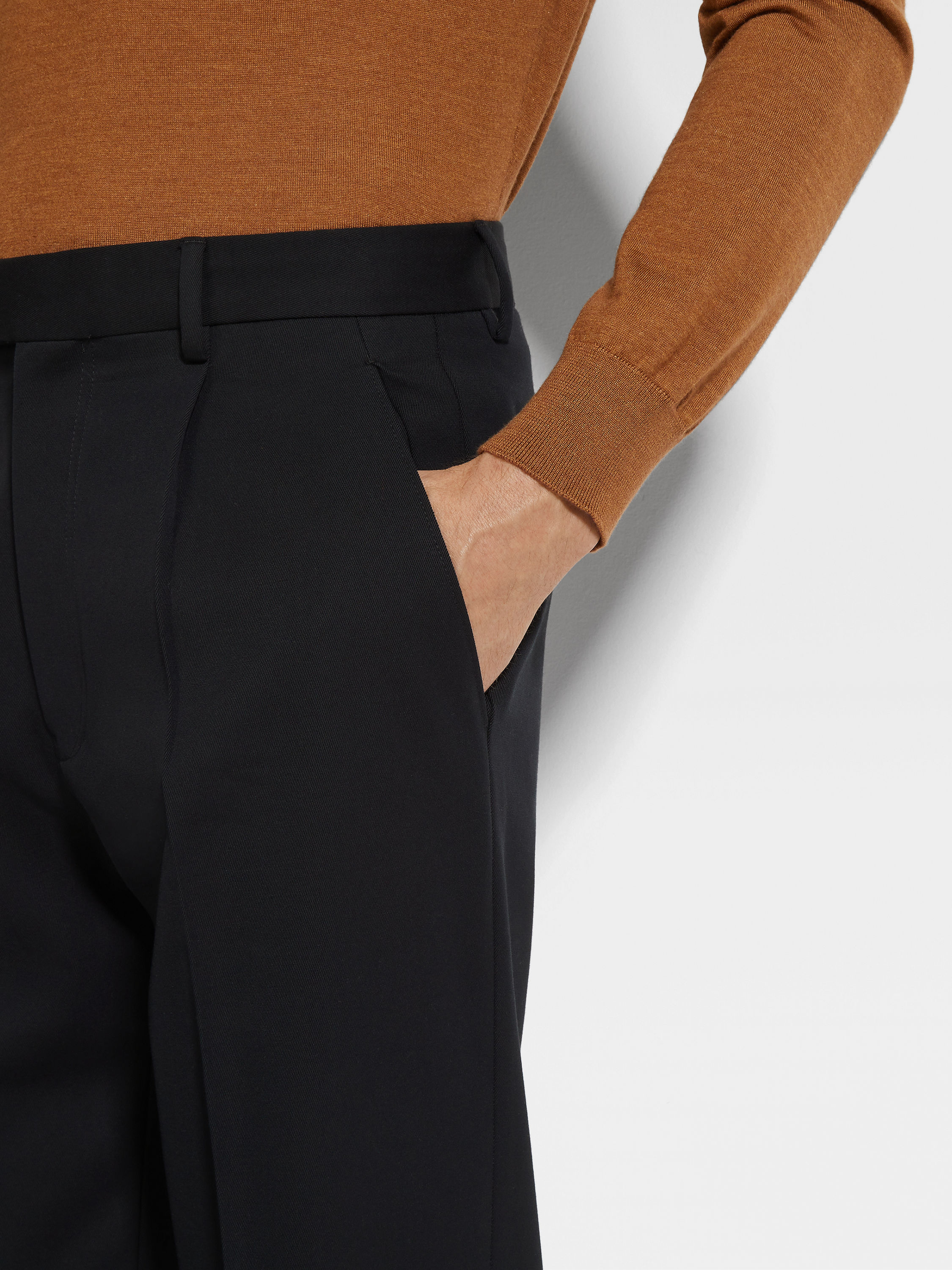 Black Cotton and Wool Pants Product detail photo #1