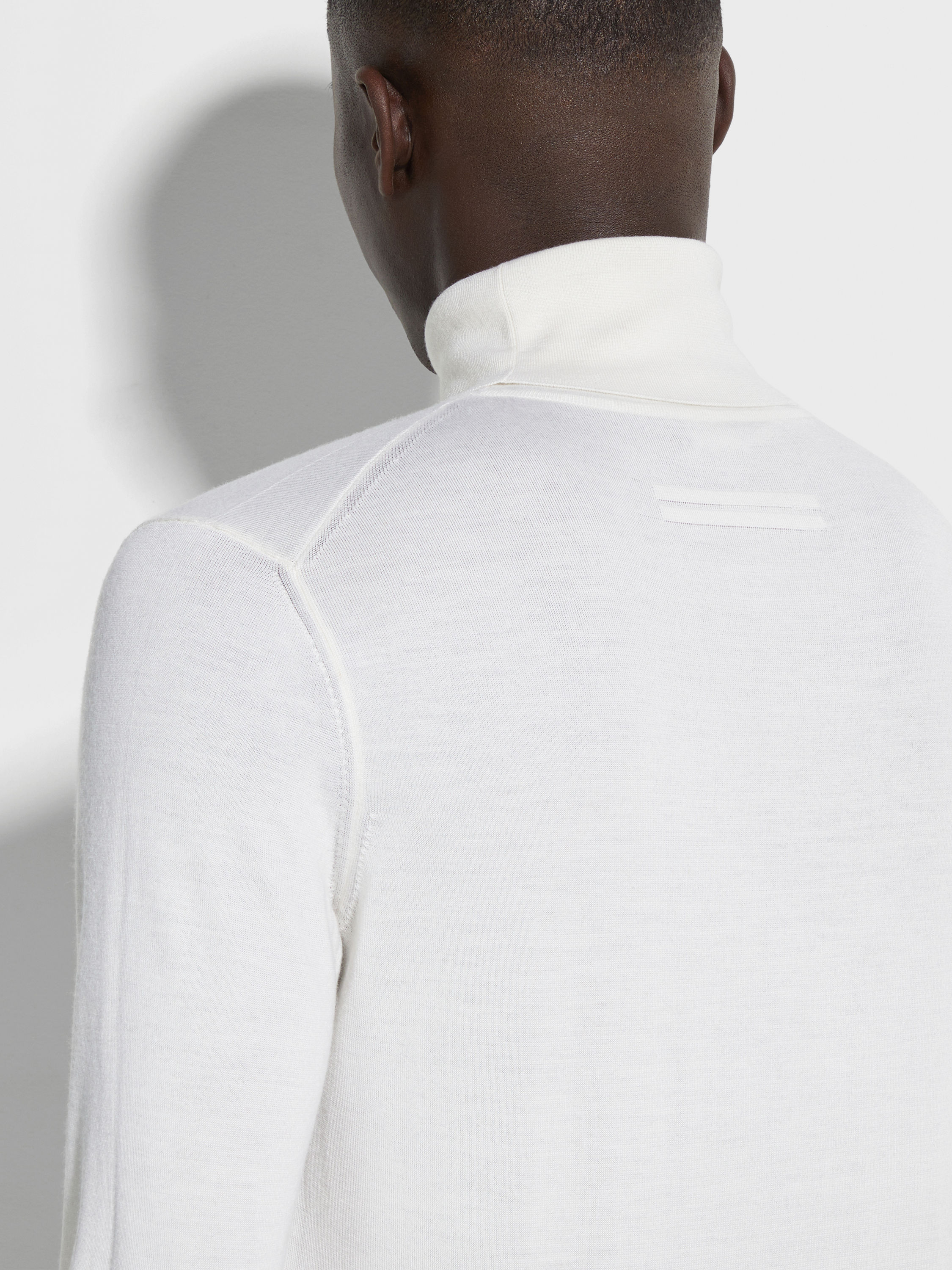 White Cashseta Turtleneck Product detail photo #1