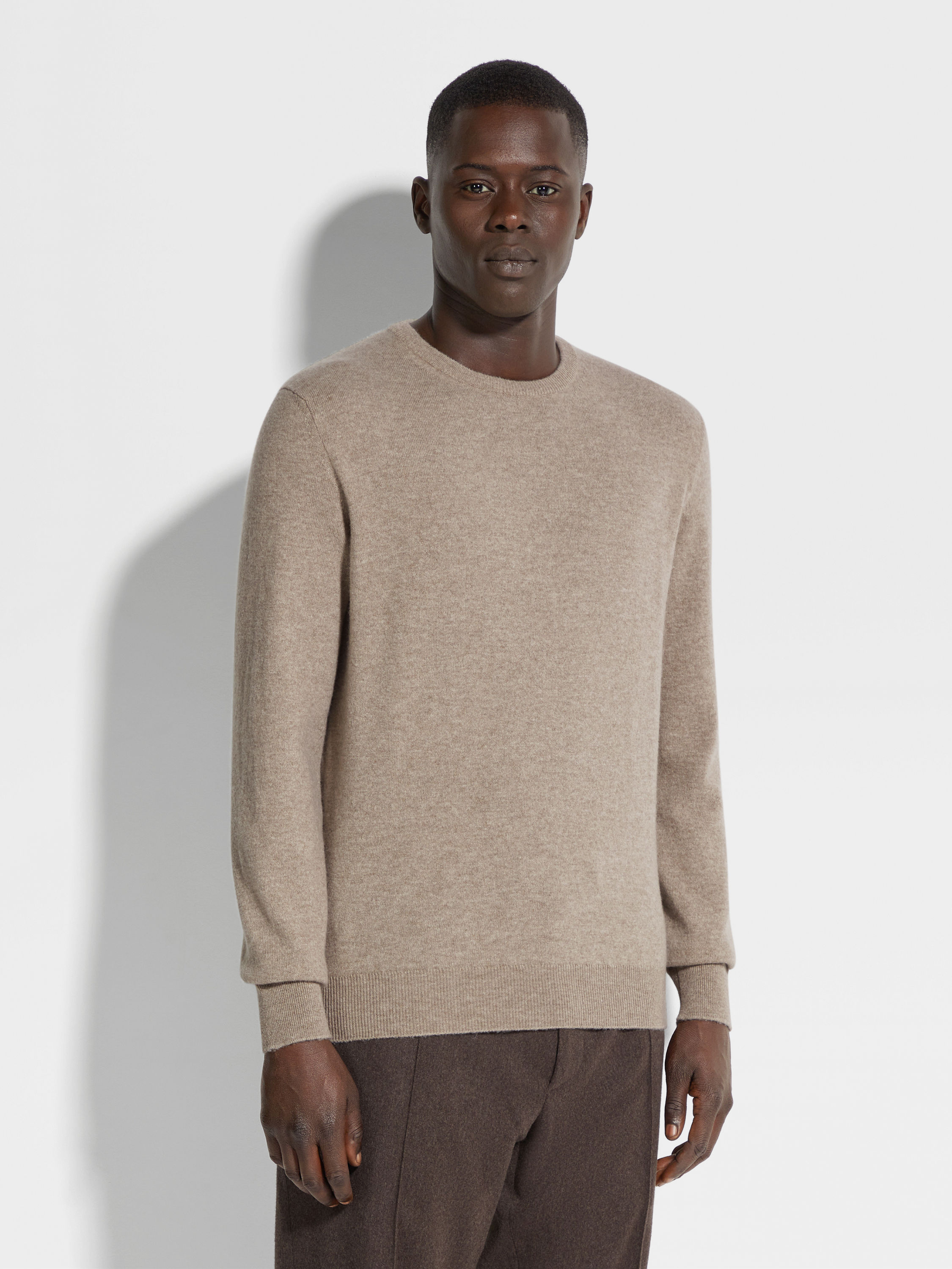 Light Taupe Oasi Cashmere Crewneck Product detail photo #3