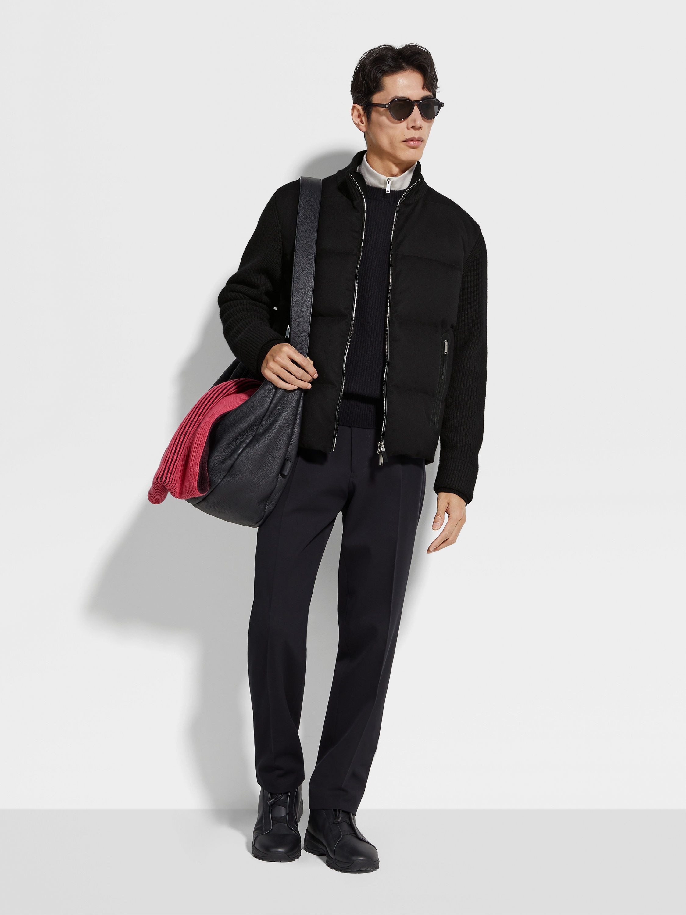 Black Oasi Cashmere Full Zip Blouson Product detail photo #2