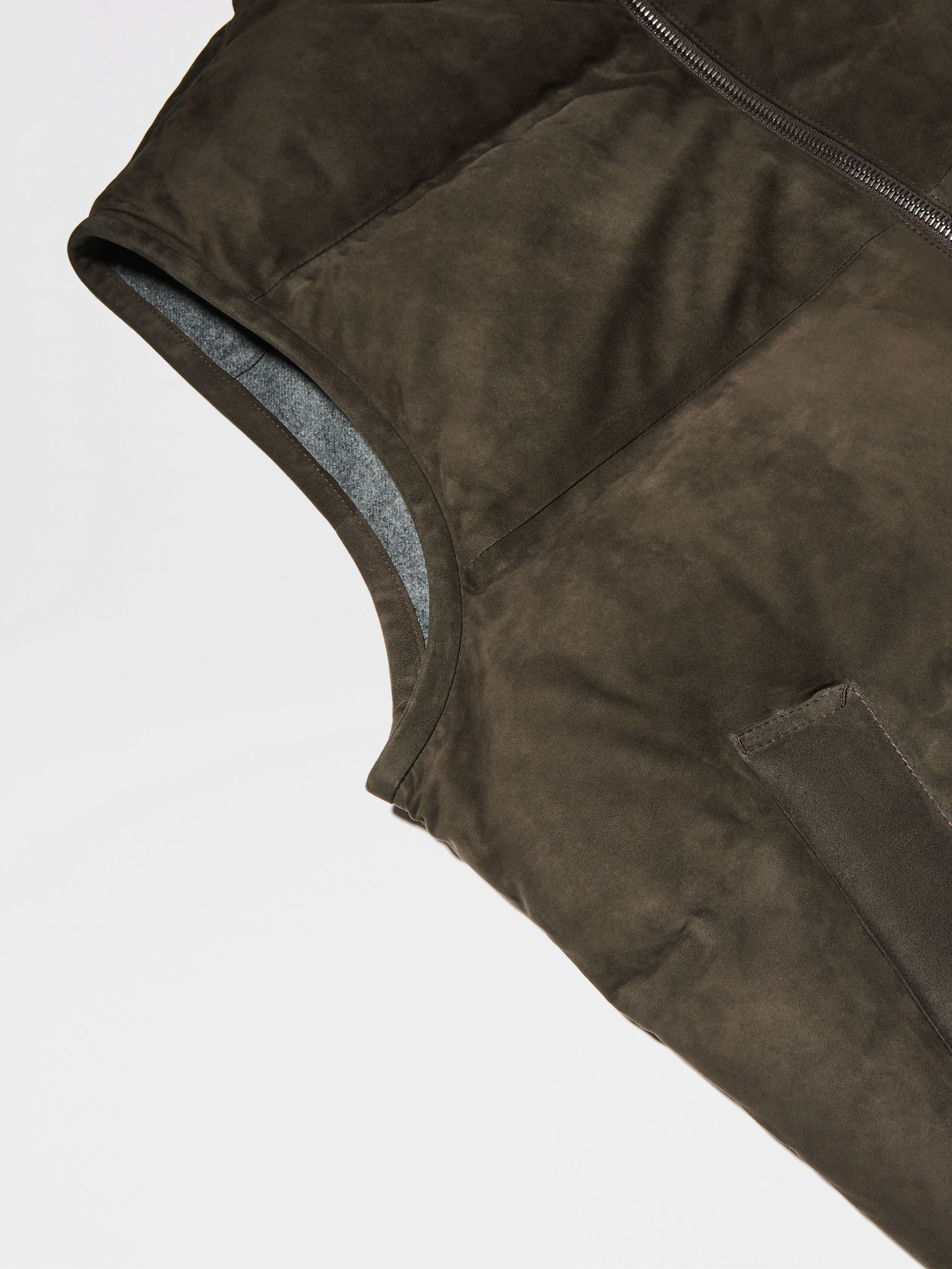 Suede Vest Product detail photo #5