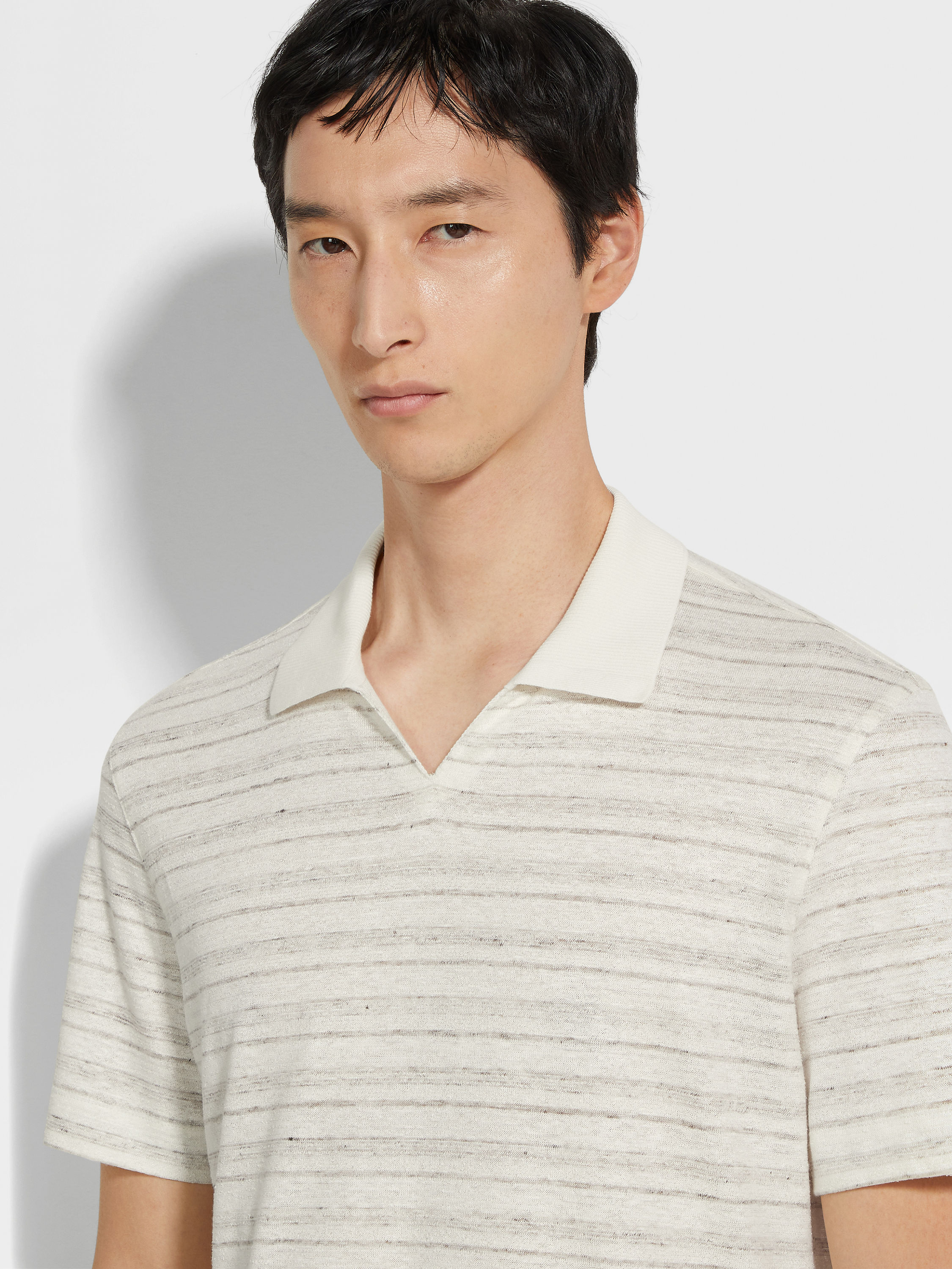 White and Dark Taupe Linen and Silk Blend Polo Shirt Product detail photo #1