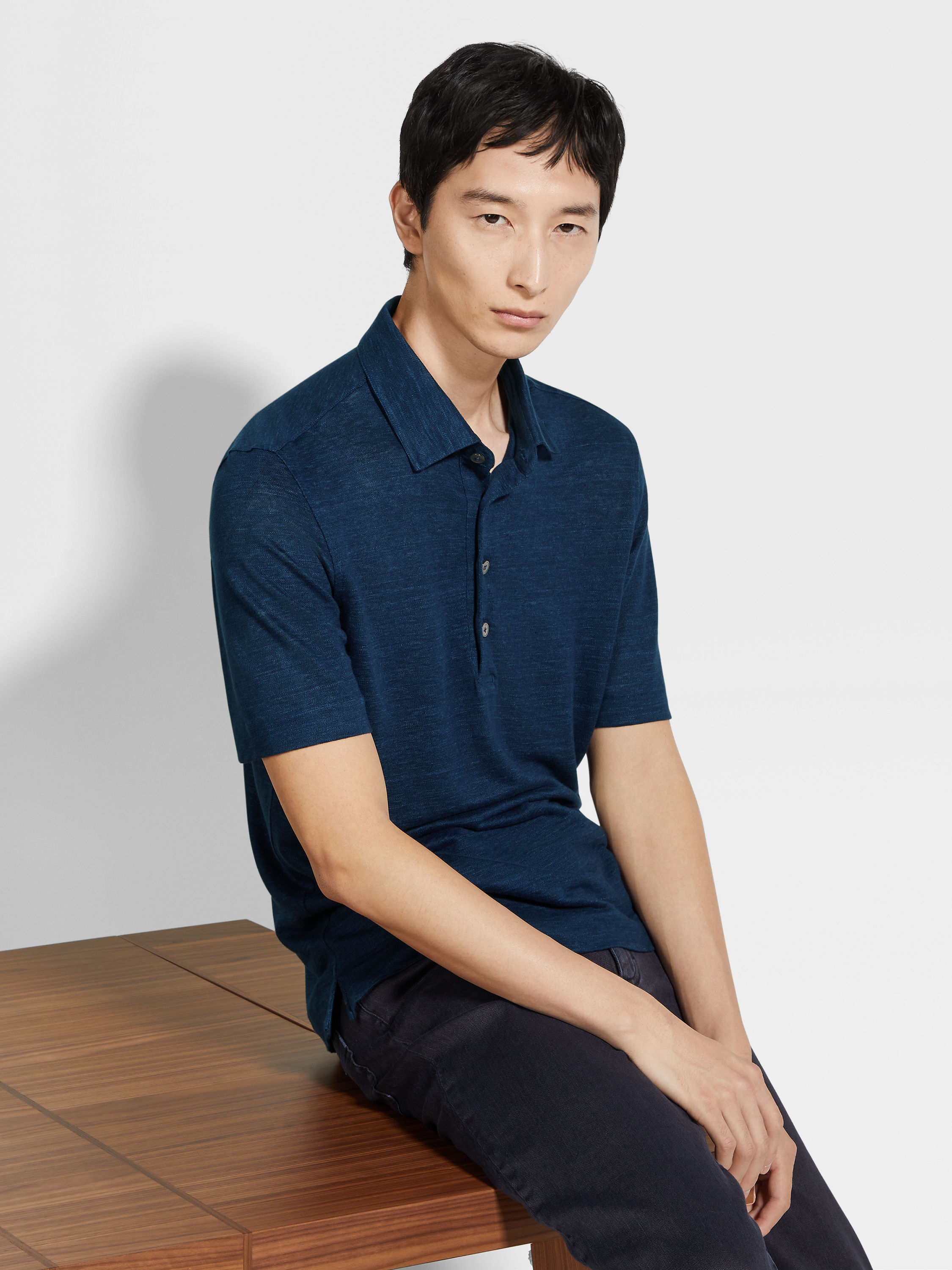 Navy Blue Oasi Lino Polo Shirt Product detail photo #2