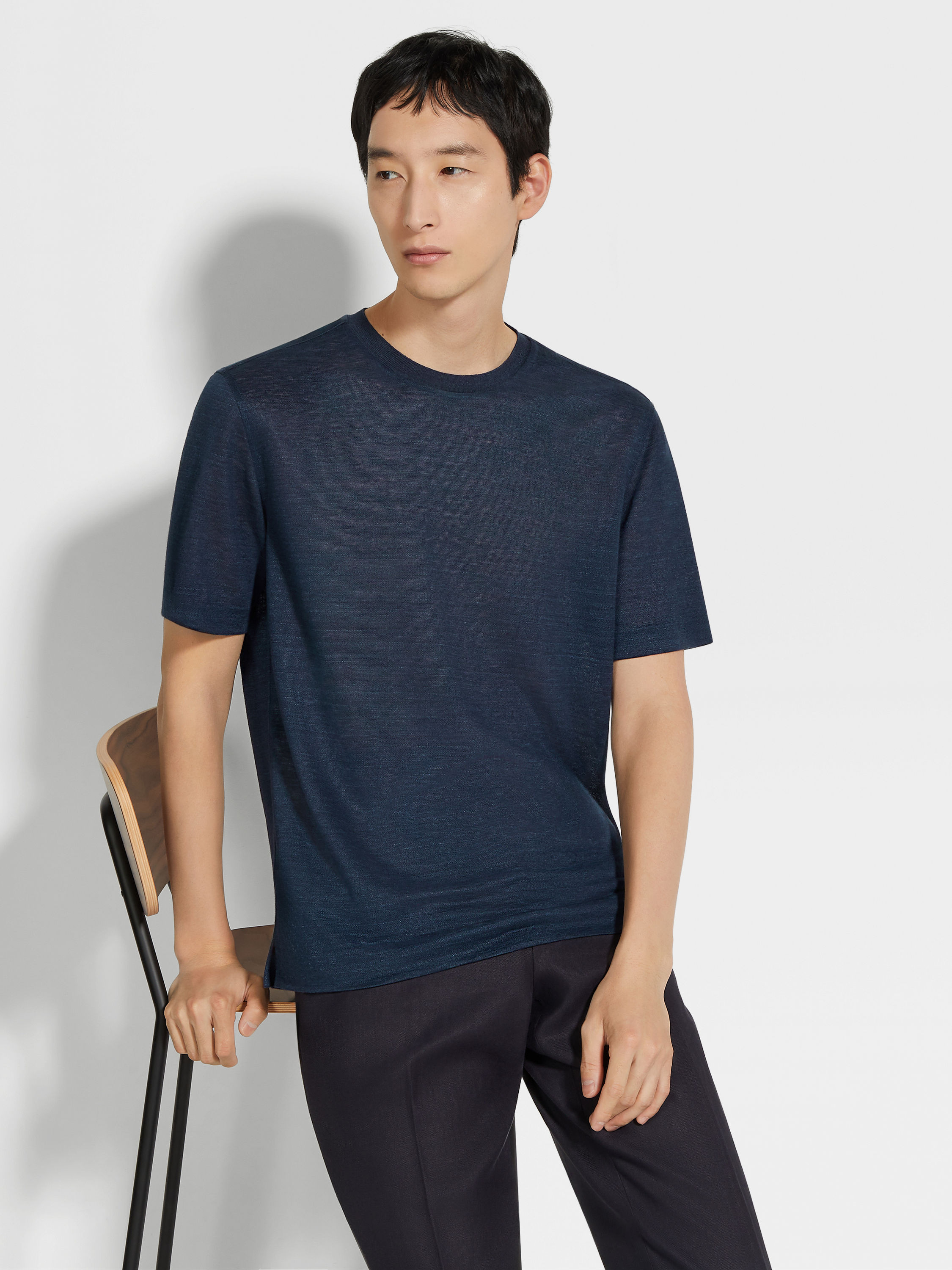 Navy Blue Oasi Lino T-shirt Product detail photo #2