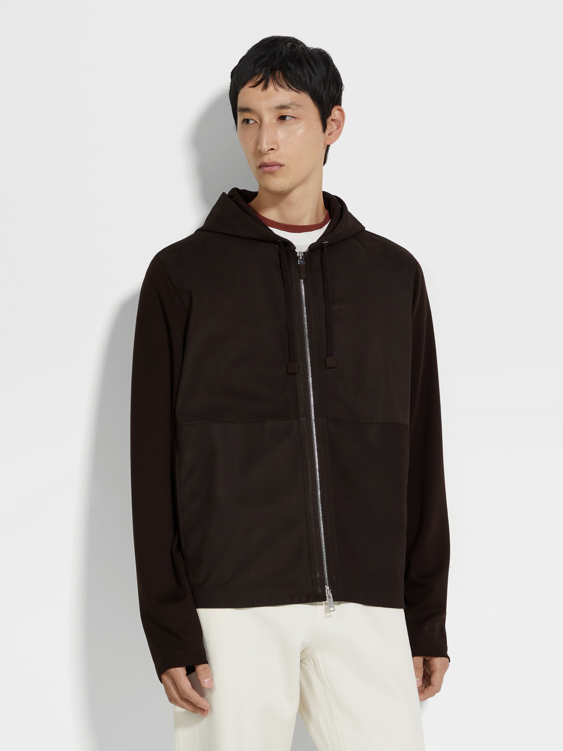 SECONDSKIN Hoodie aus Wolle in Dunkelbraun Detailfoto #3 des Produkts