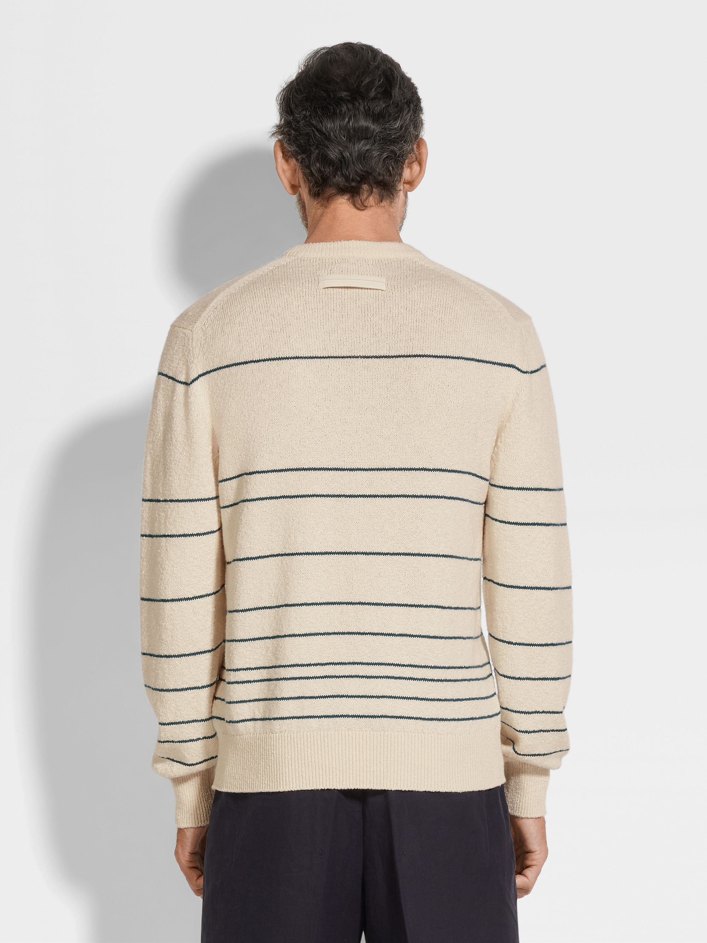 White Cotton Blend Crewneck Product detail photo #4