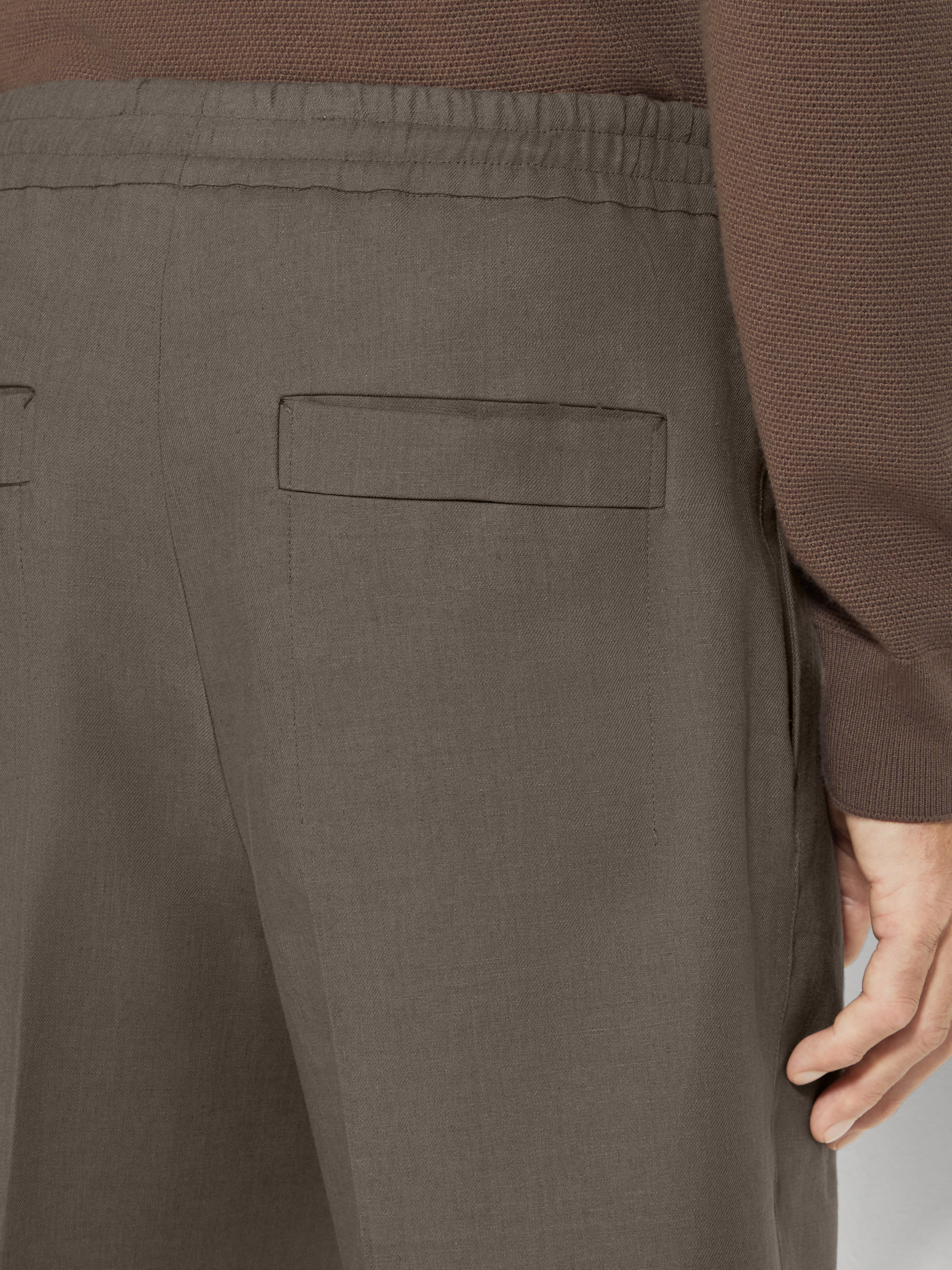 Dark Taupe Oasi Lino Shorts Product detail photo #1