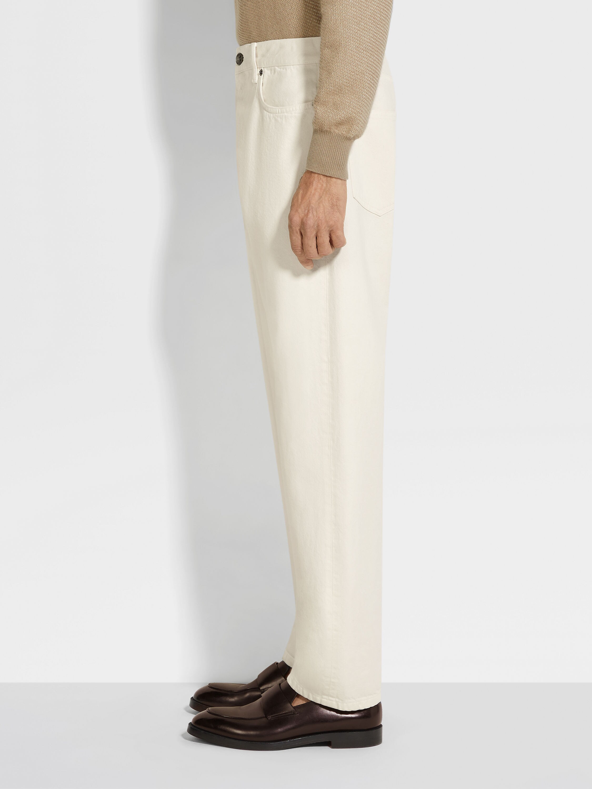 White Stone-washed Cotton Roccia Jeans Product detail photo #3