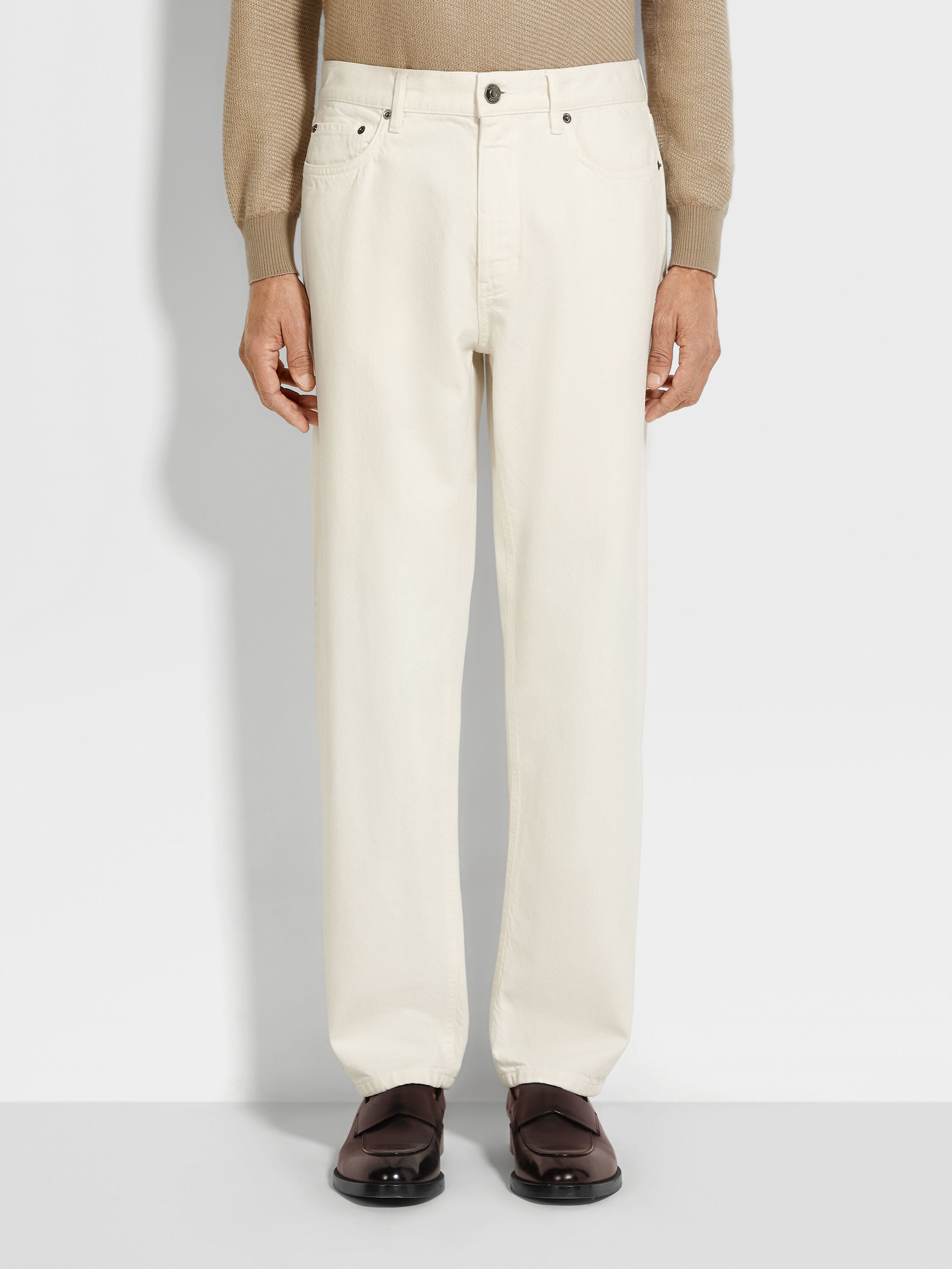 White Stone-washed Cotton Roccia Jeans Product detail photo #4