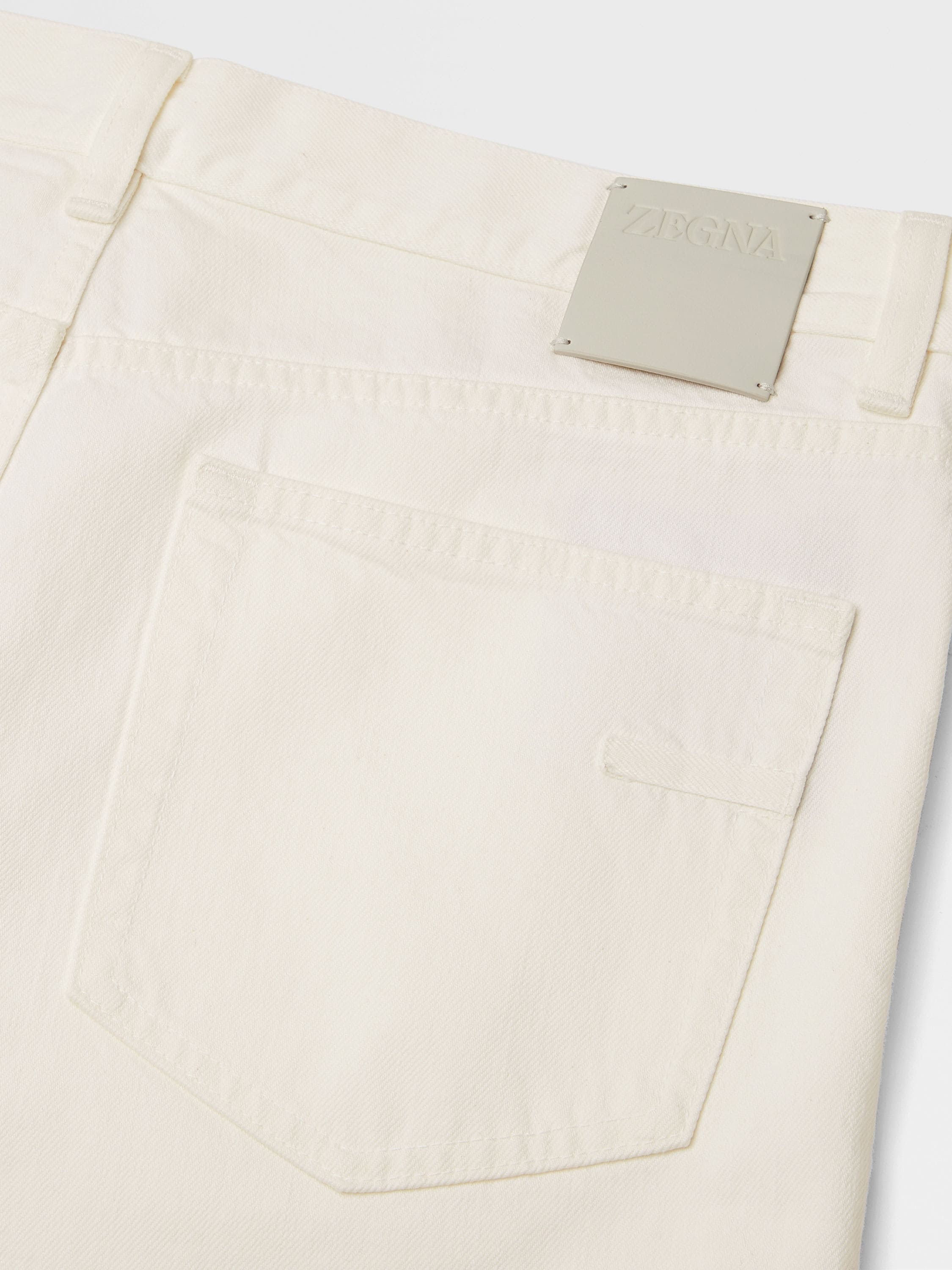 White Stone-washed Cotton Roccia Jeans Product detail photo #2
