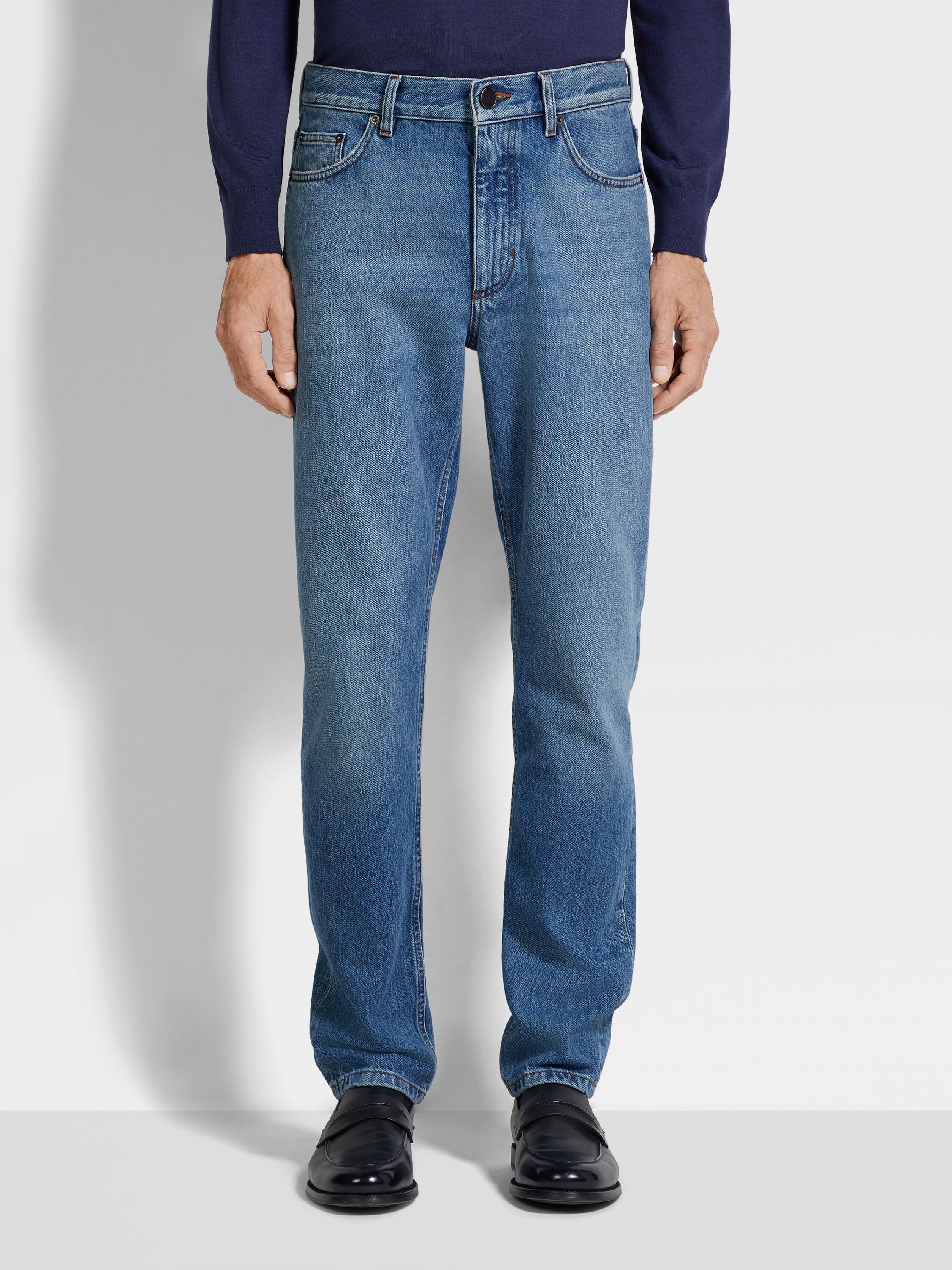 Blue Stone-washed Cotton Roccia Jeans Product detail photo #3