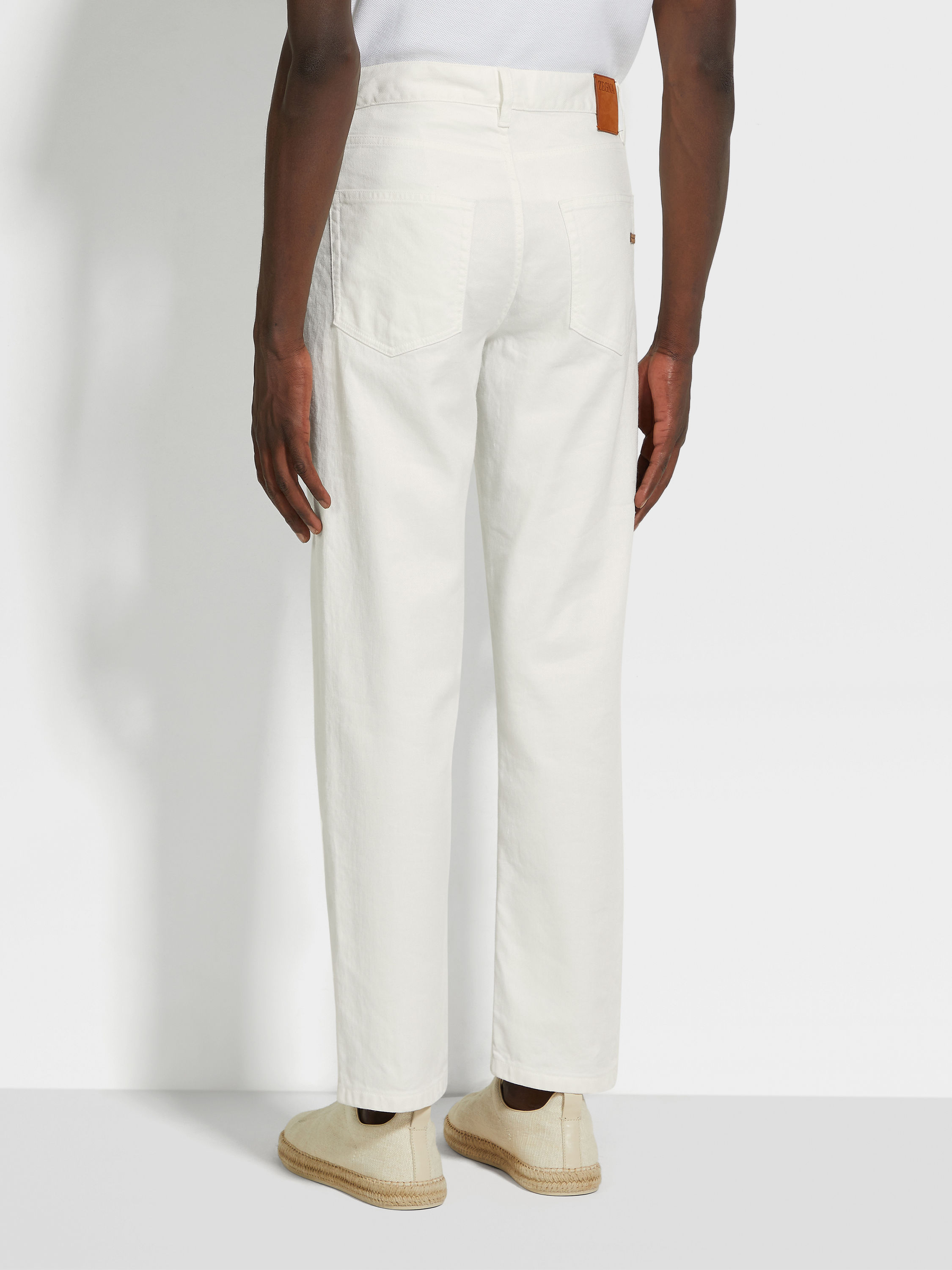 White Stretch Cotton and Linen Roccia Jeans Product detail photo #4