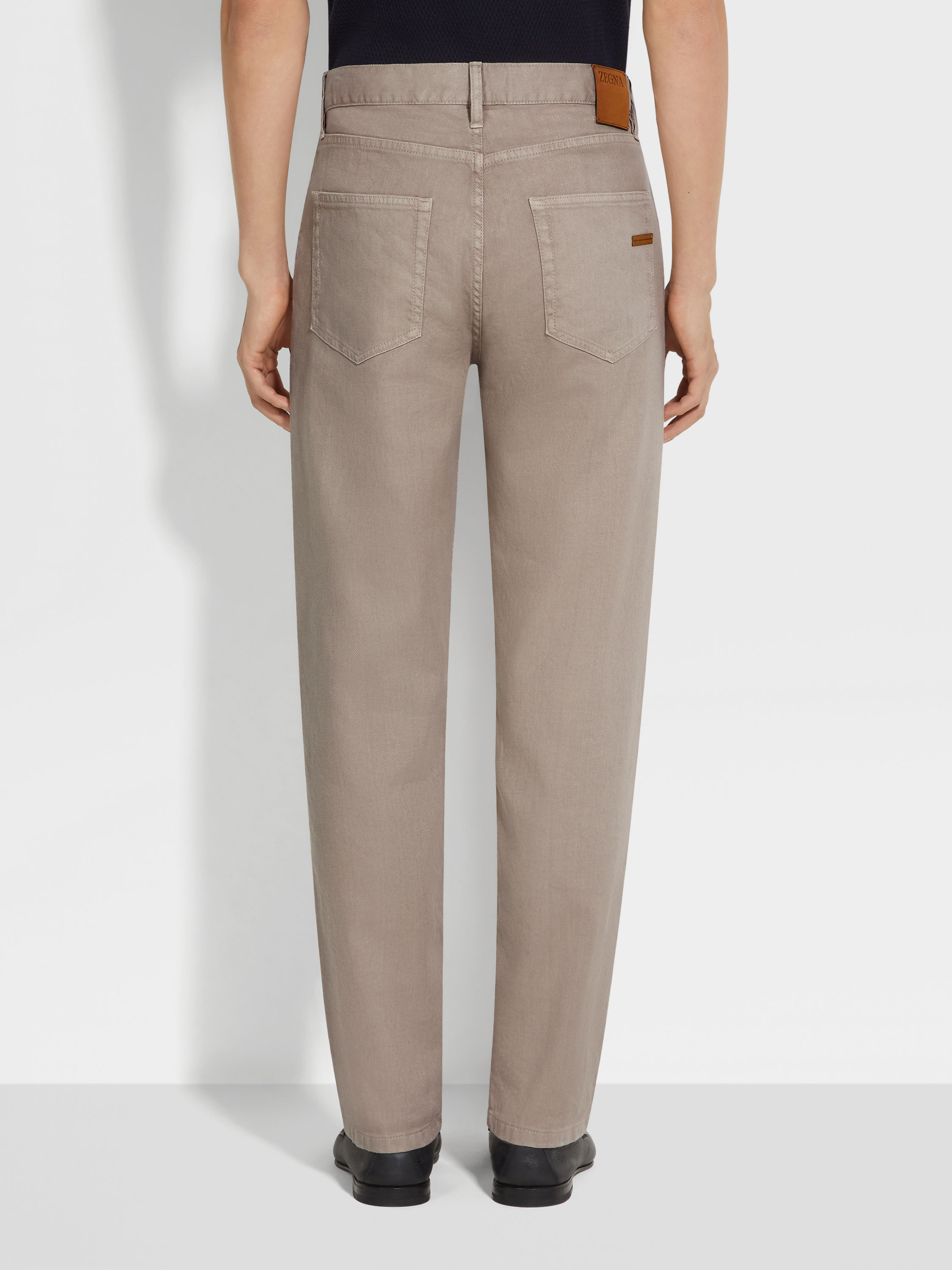 Light Taupe Stretch Cotton and Linen Roccia Jeans Product detail photo #4