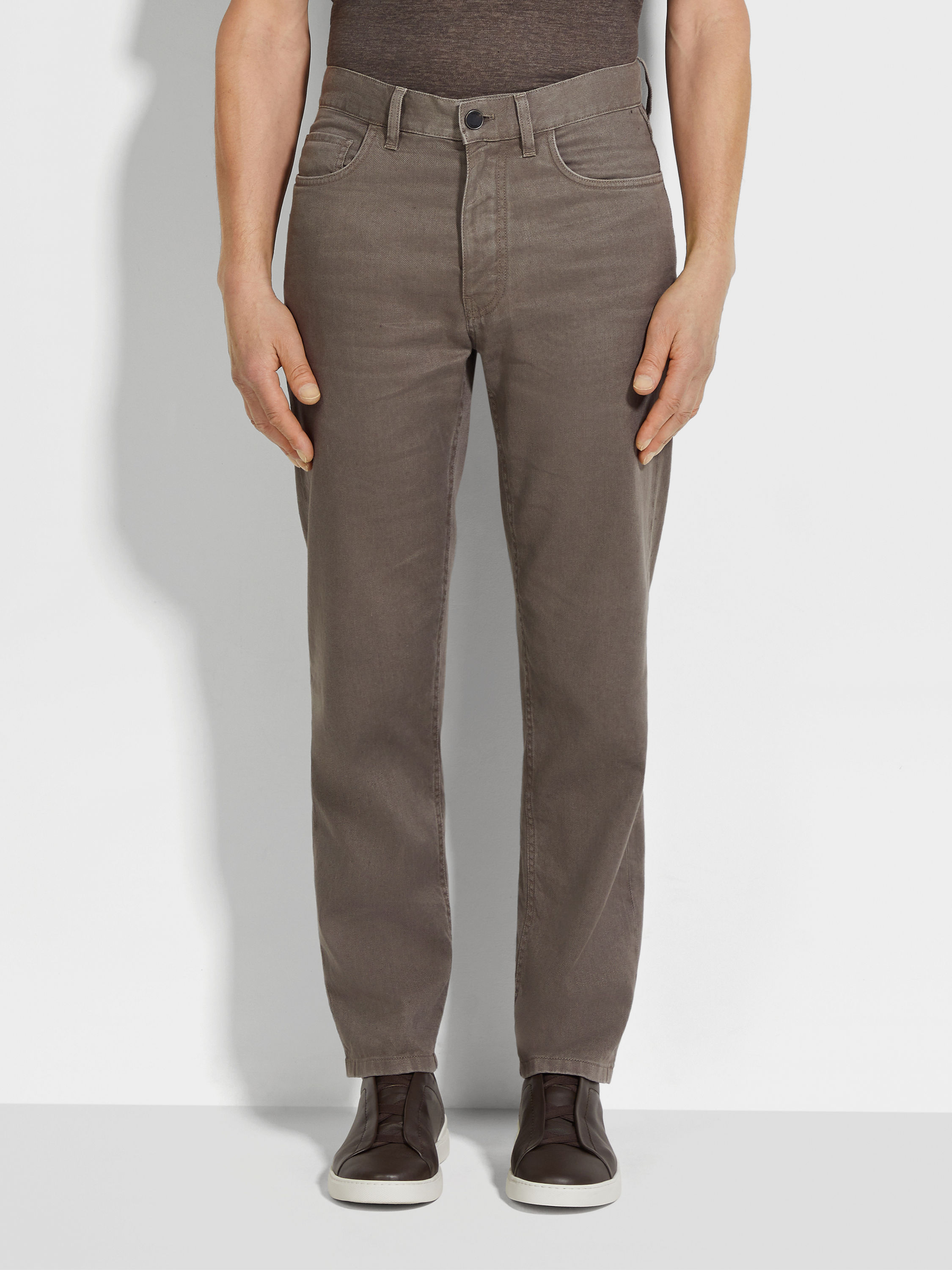 Dark Taupe Stretch Cotton and Linen Roccia Jeans Product detail photo #3