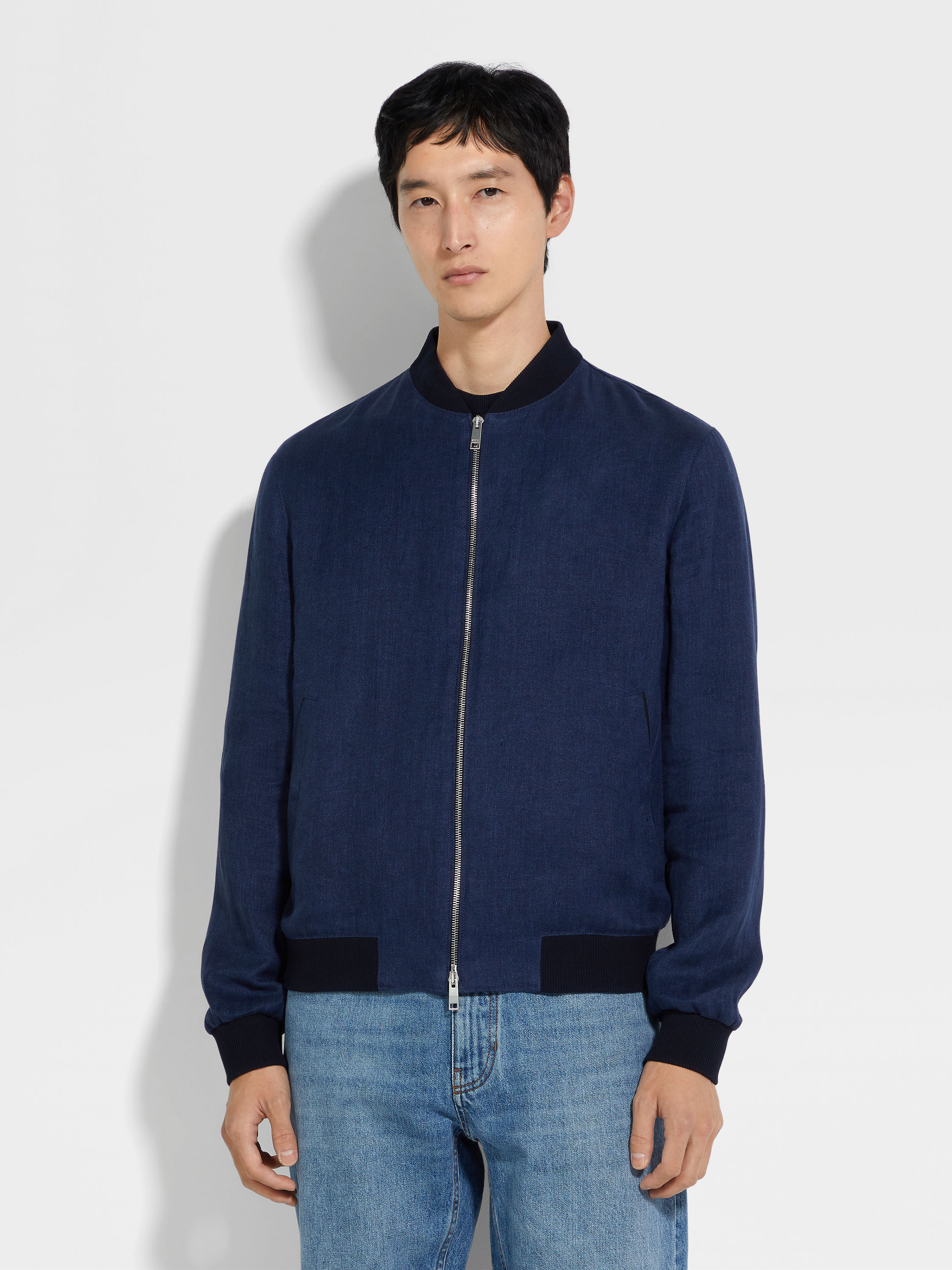 Bomberjacke aus Oasi Lino Detailfoto #3 des Produkts