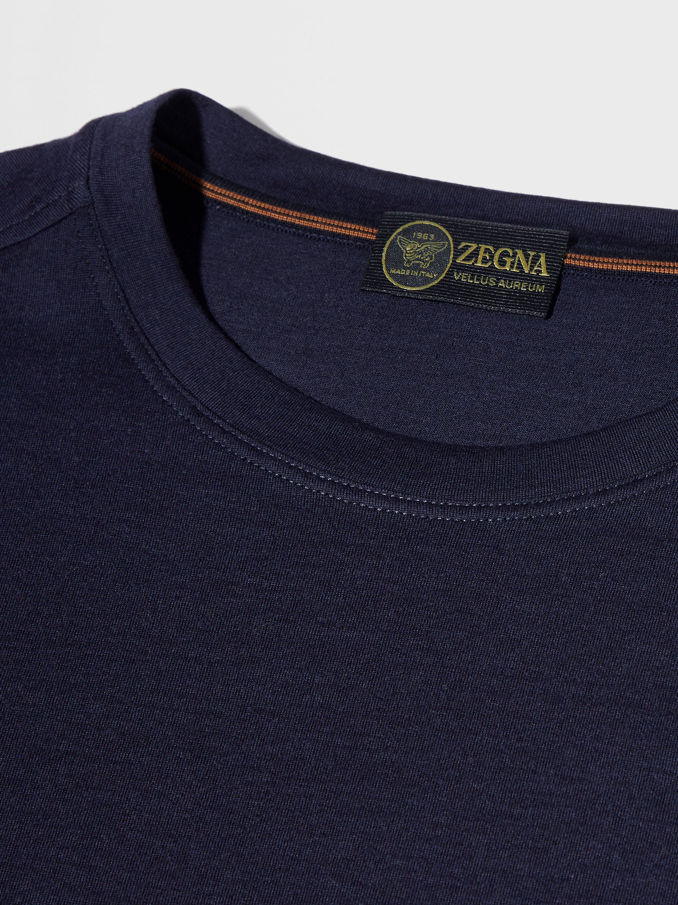 Navy Blue Vellus Aureum T-shirt Product detail photo #5