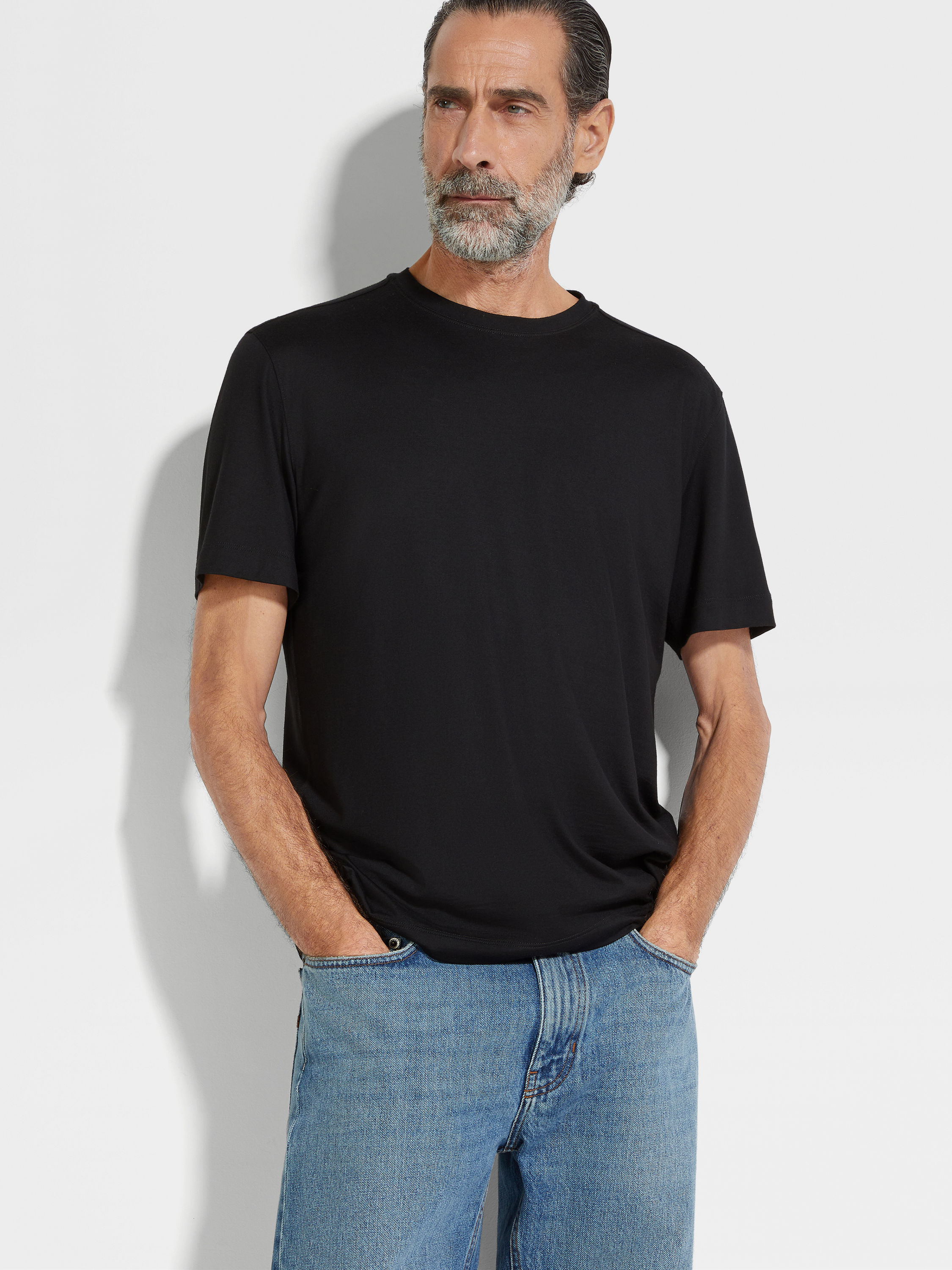 Black Vellus Aureum T-shirt Product detail photo #2