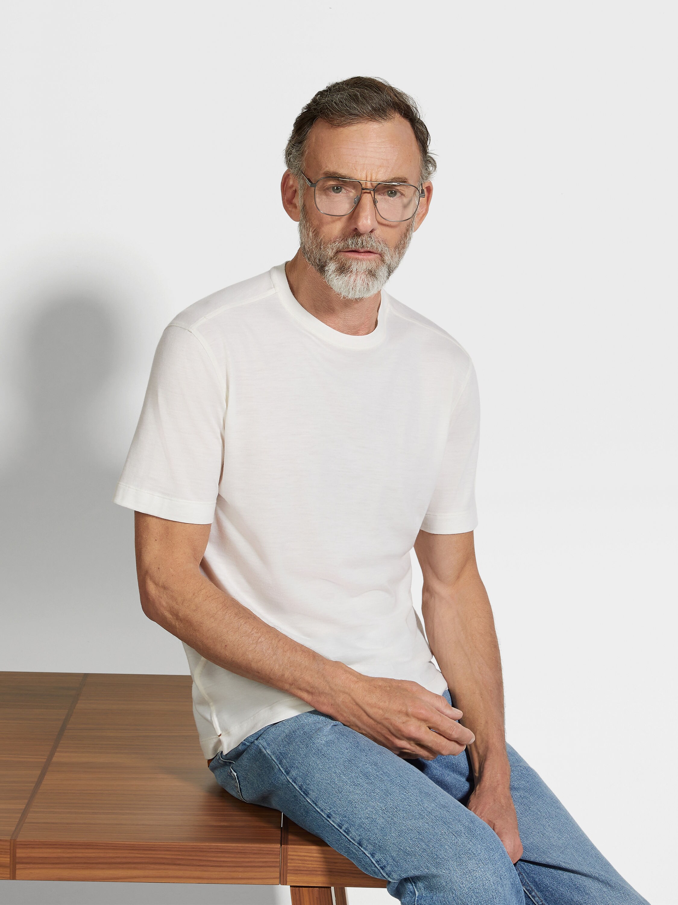 White Vellus Aureum T-shirt Product detail photo #2