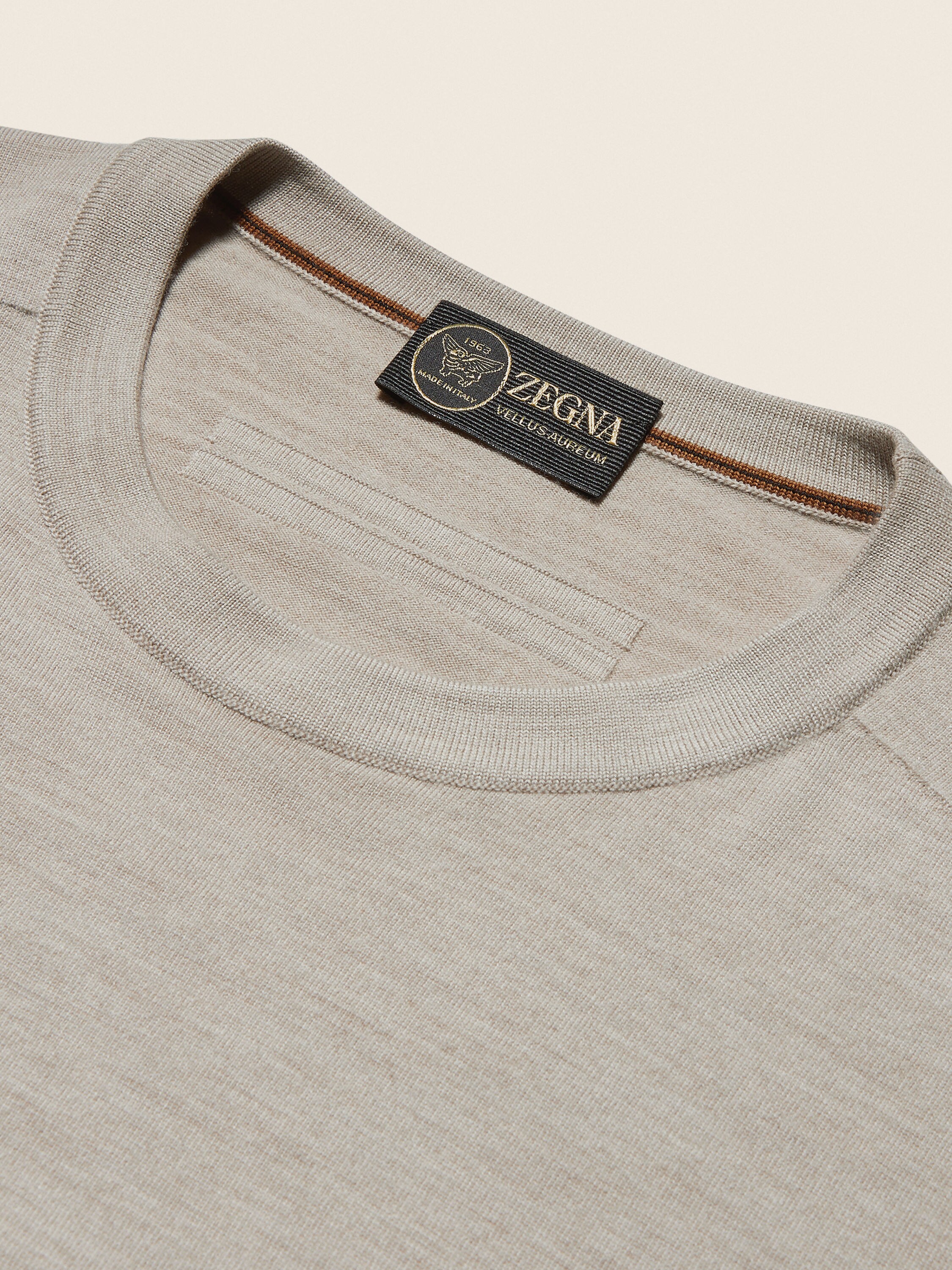 淺灰褐色 Vellus Aureum 圓領衫 產品細節圖 #5